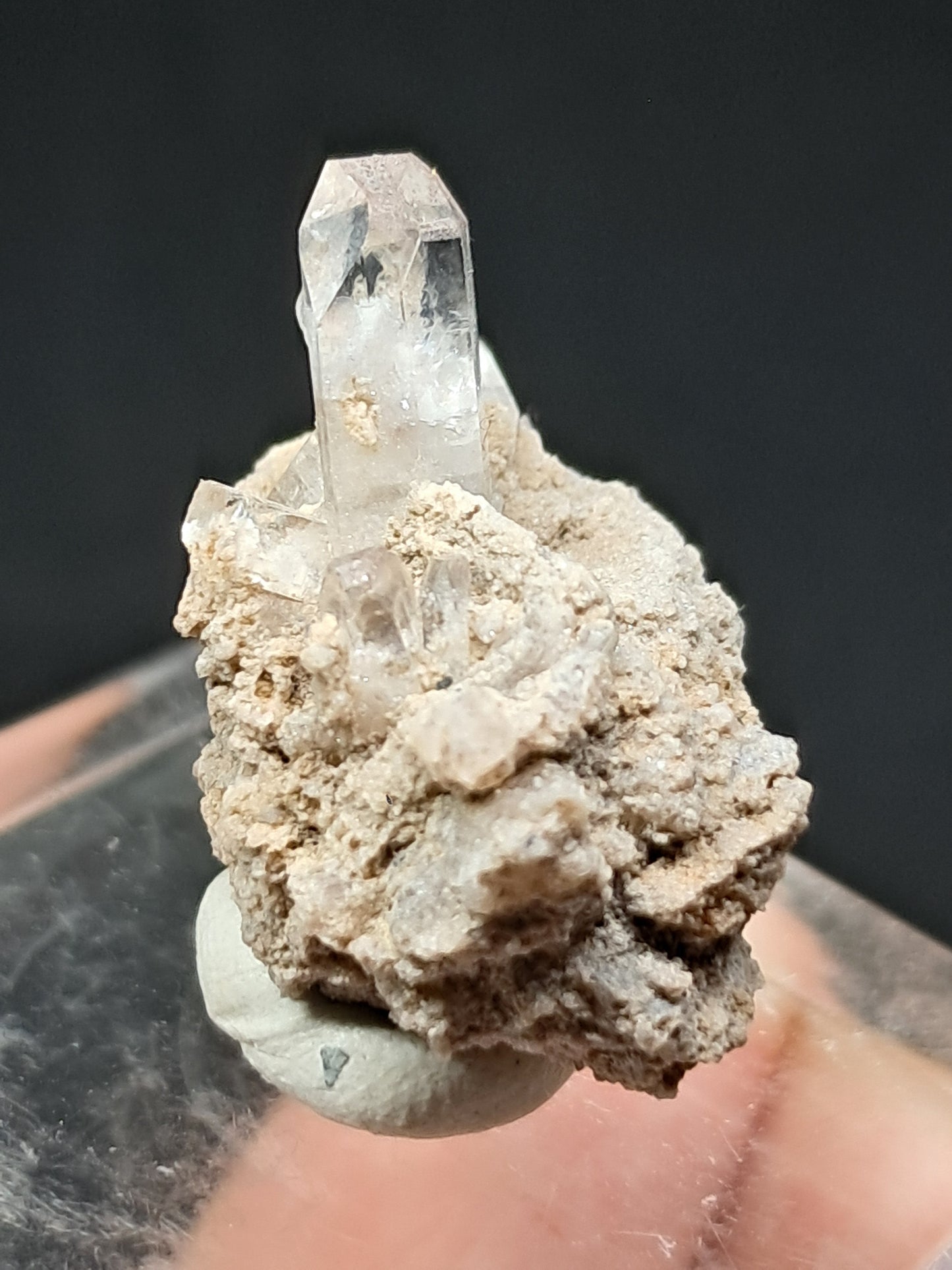 Cristal de topacio blanco natural en matriz (México), piedra preciosa rara | Ejemplar mineral n.° TPZ4