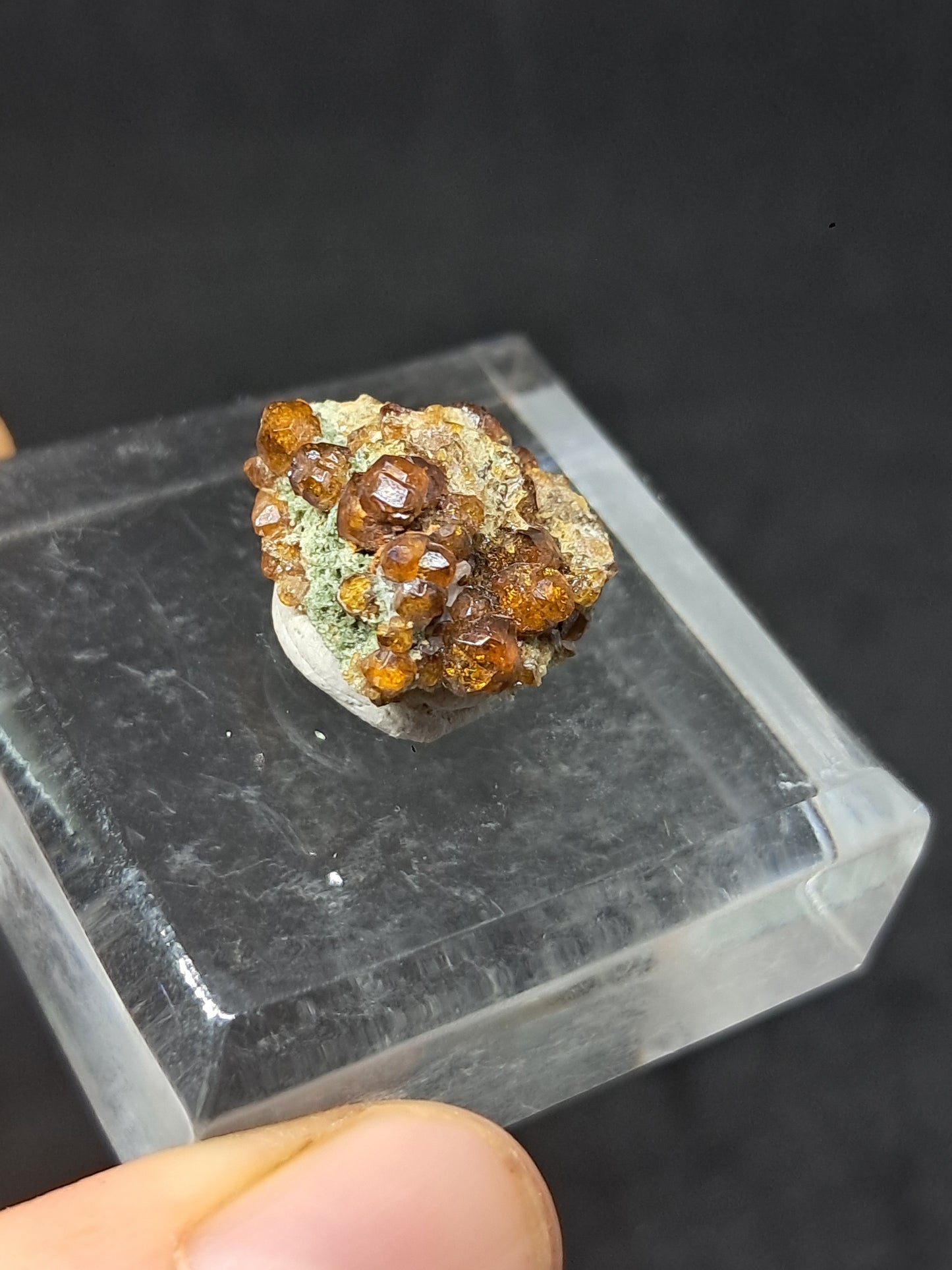 Cúmulo de granate marrón (México) | Cristal en bruto | Ejemplar mineral n.° GR8