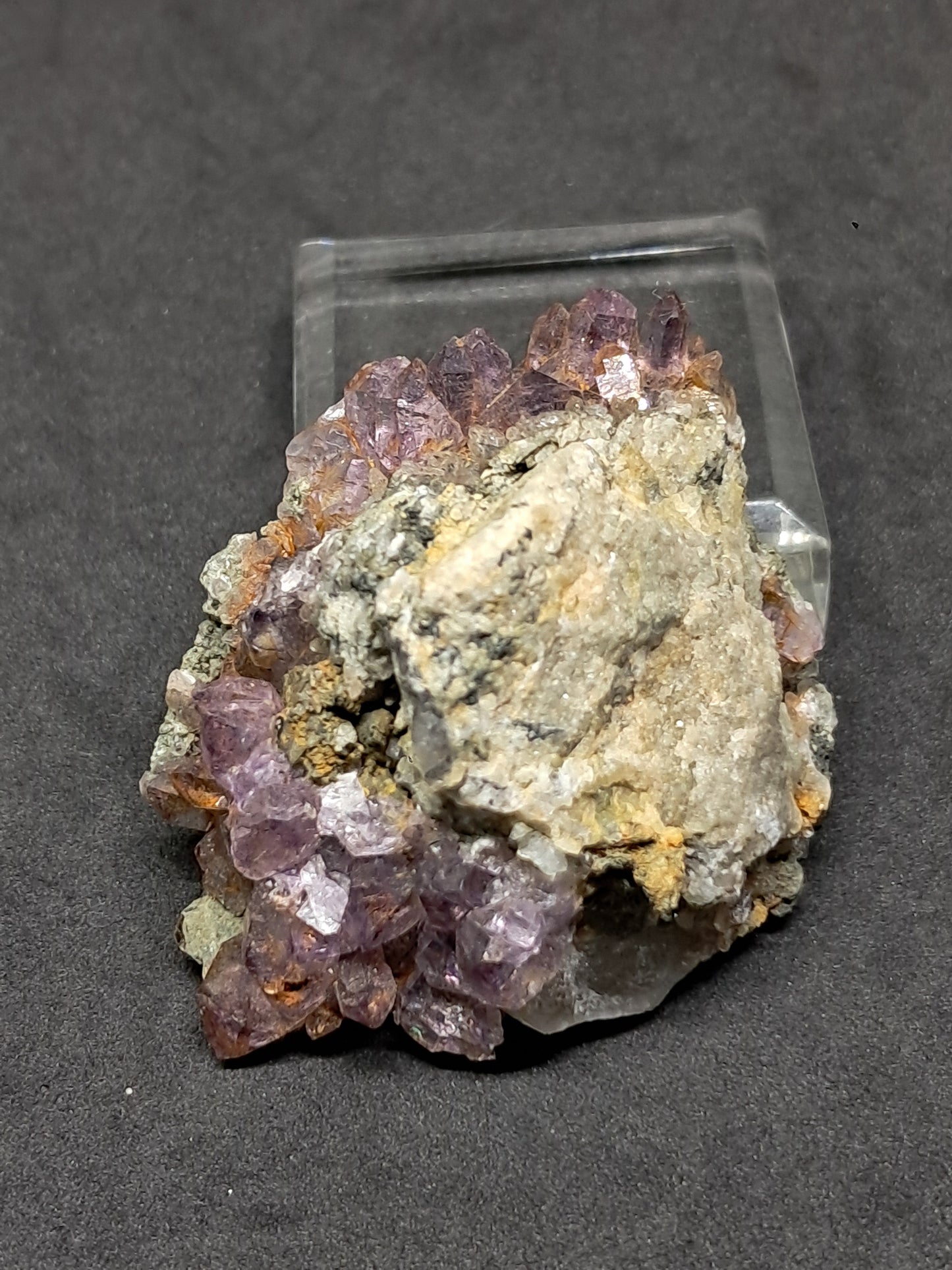 Amatista en matriz (Karur) | Cristal en bruto | Piedra natural | Ejemplar mineral n.° KA142