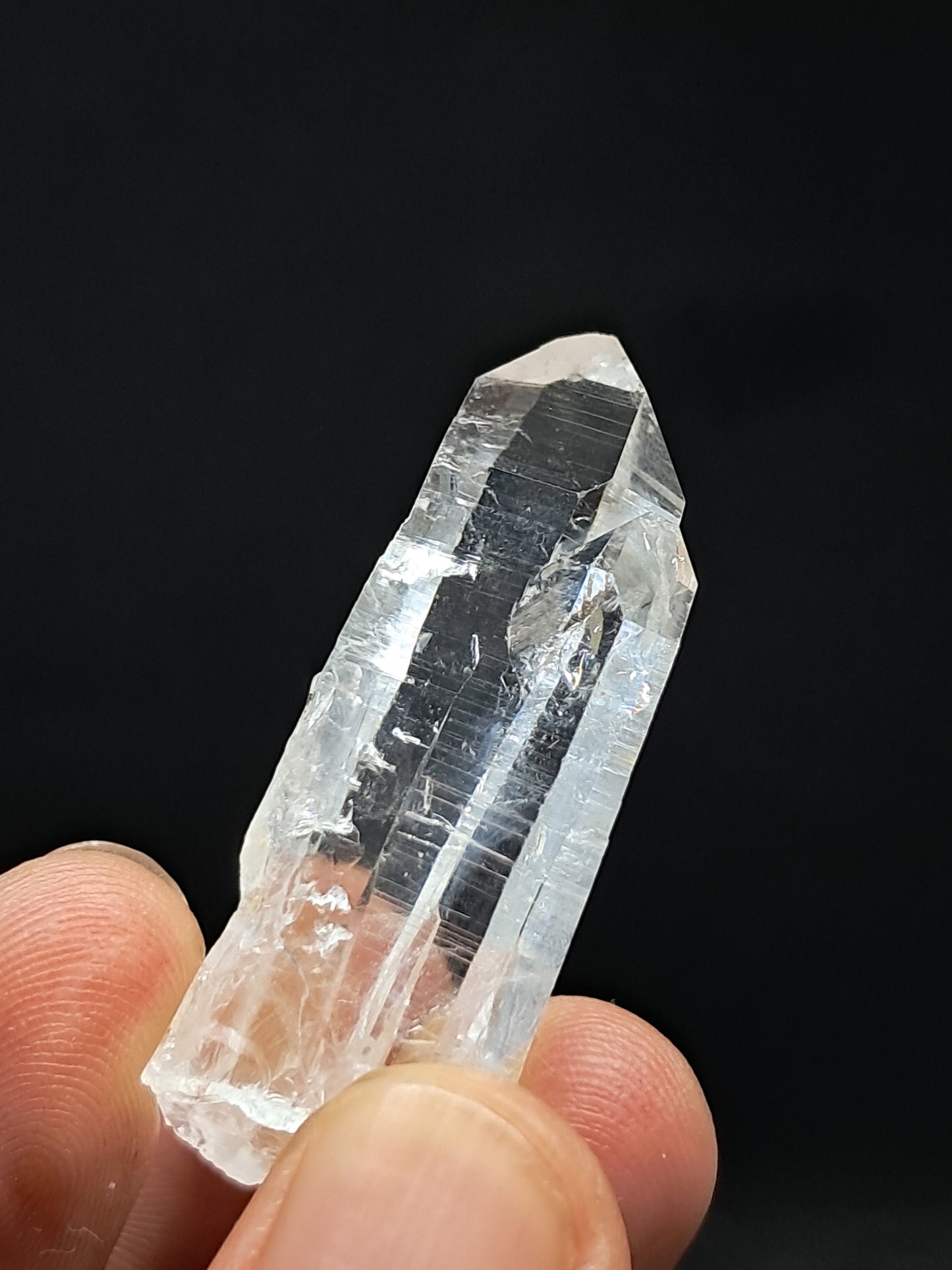 Punta natural de cristal de cuarzo fundido transparente (Santander, Colombia) | Ejemplar mineral n.° COQ35