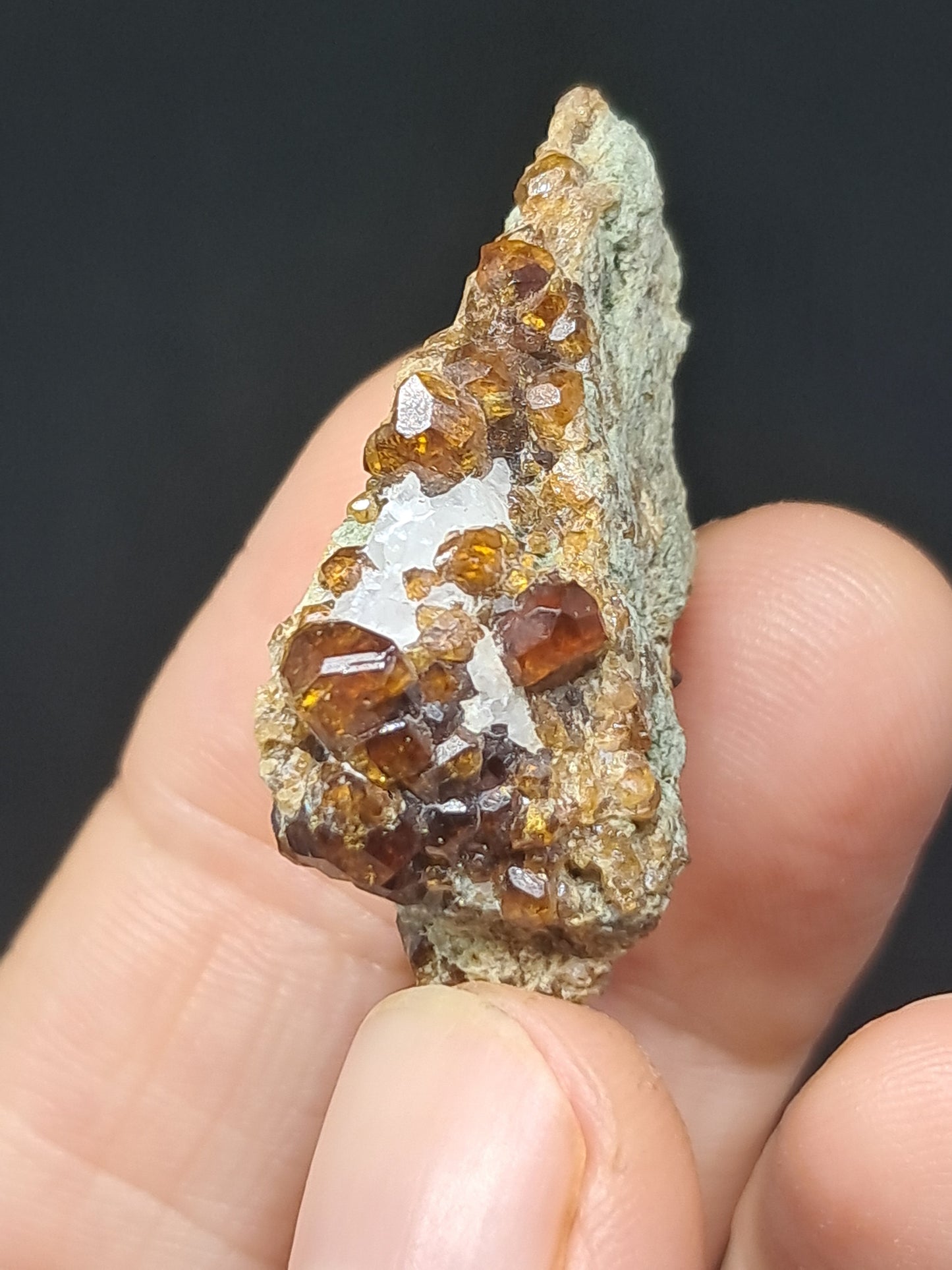 Cúmulo de granate marrón (México) | Cristal en bruto | Ejemplar mineral n.° GR7