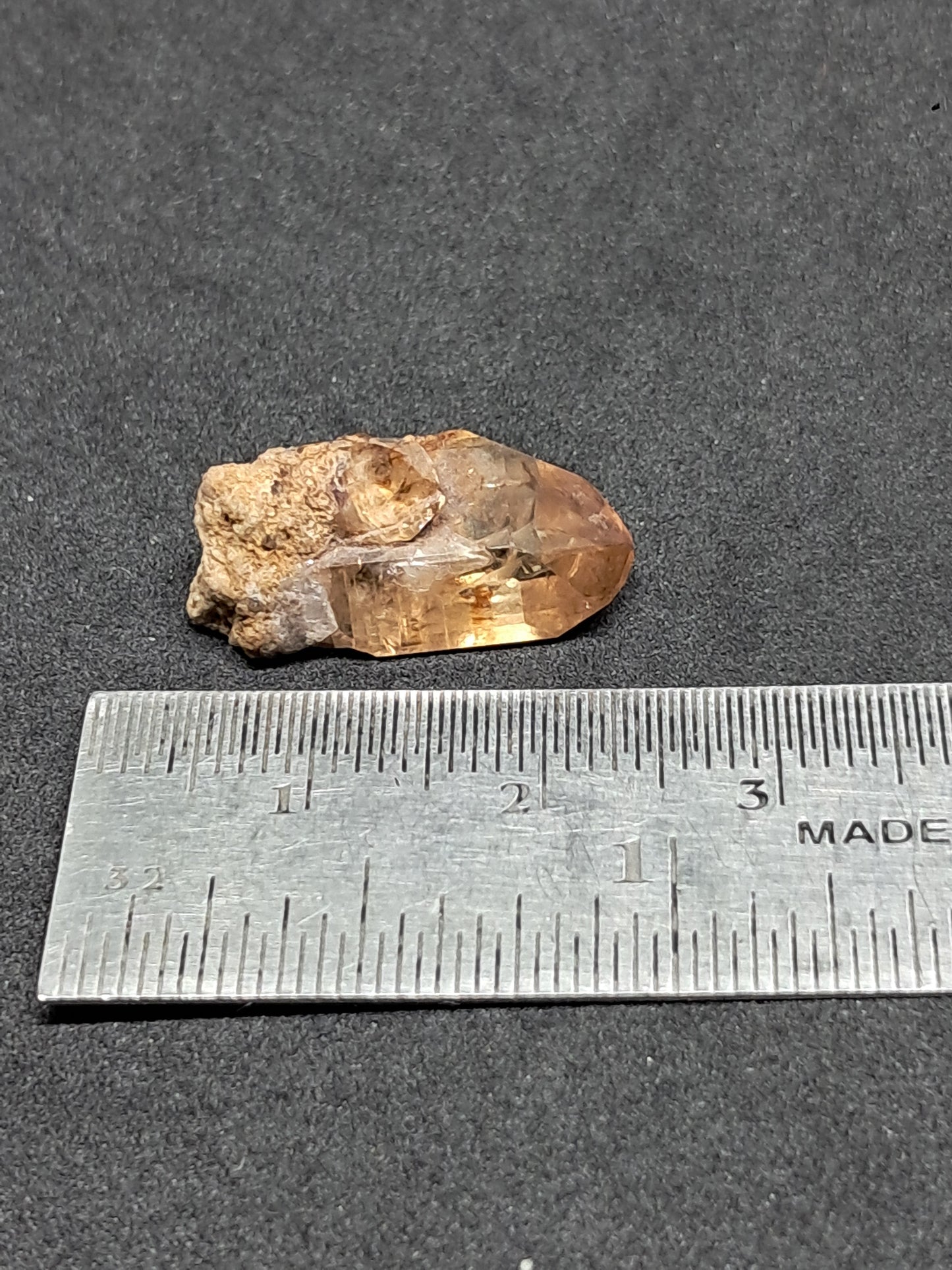 Cristal de topacio natural (México), piedra preciosa rara | Ejemplar mineral n.° TPZ3
