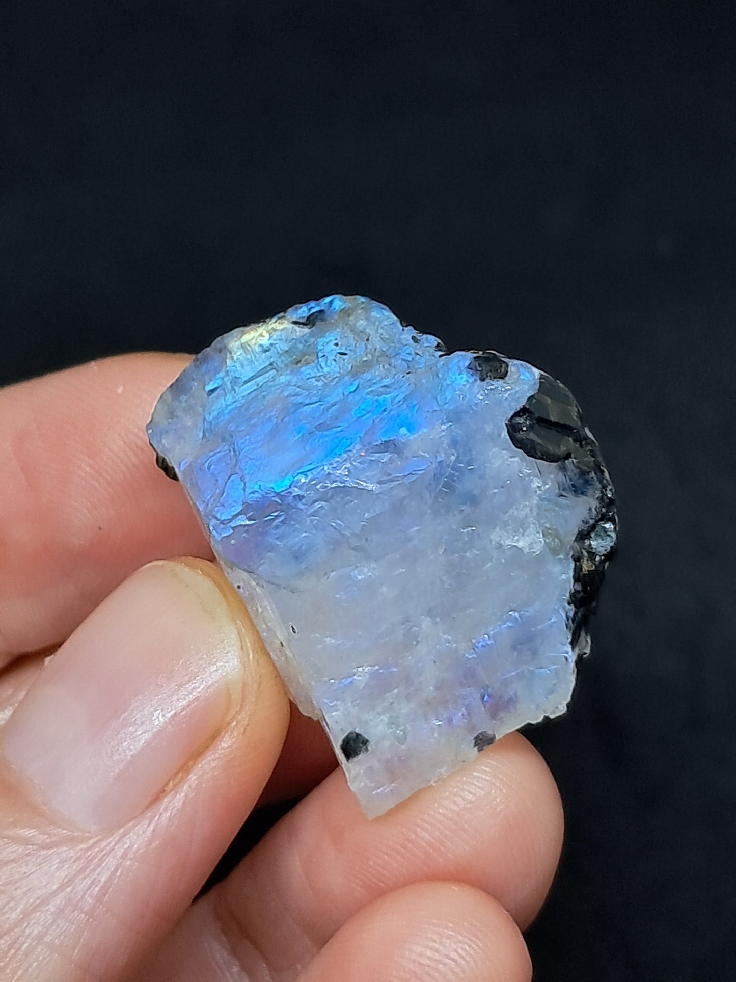 Piedra lunar arcoíris de alta calidad (Odisha) en bruto | Roca natural n.° MN12