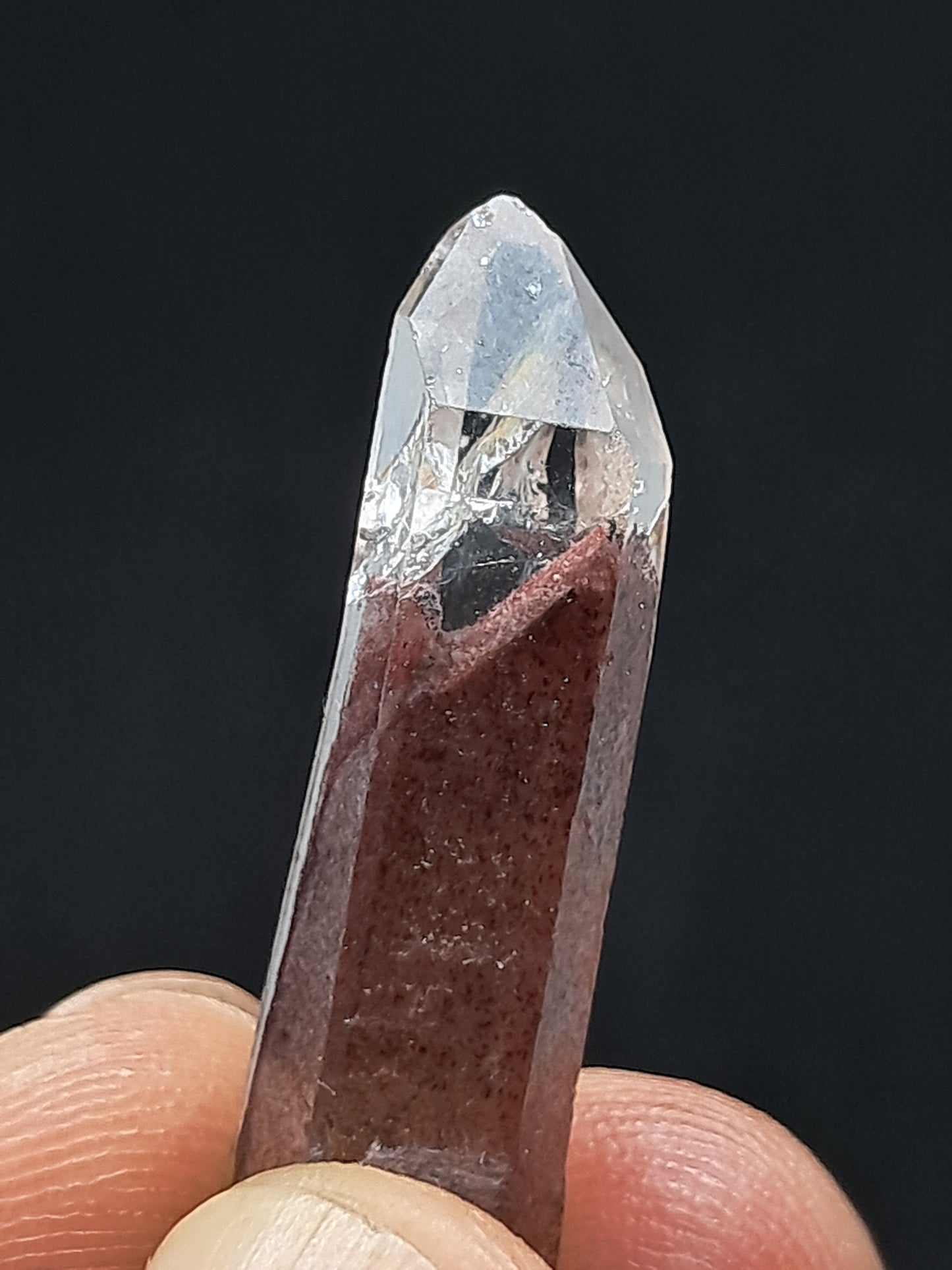 Cuarzo fantasma hematita (Telangana) Punta de cristal natural | Ejemplar mineral n.° HPQ24
