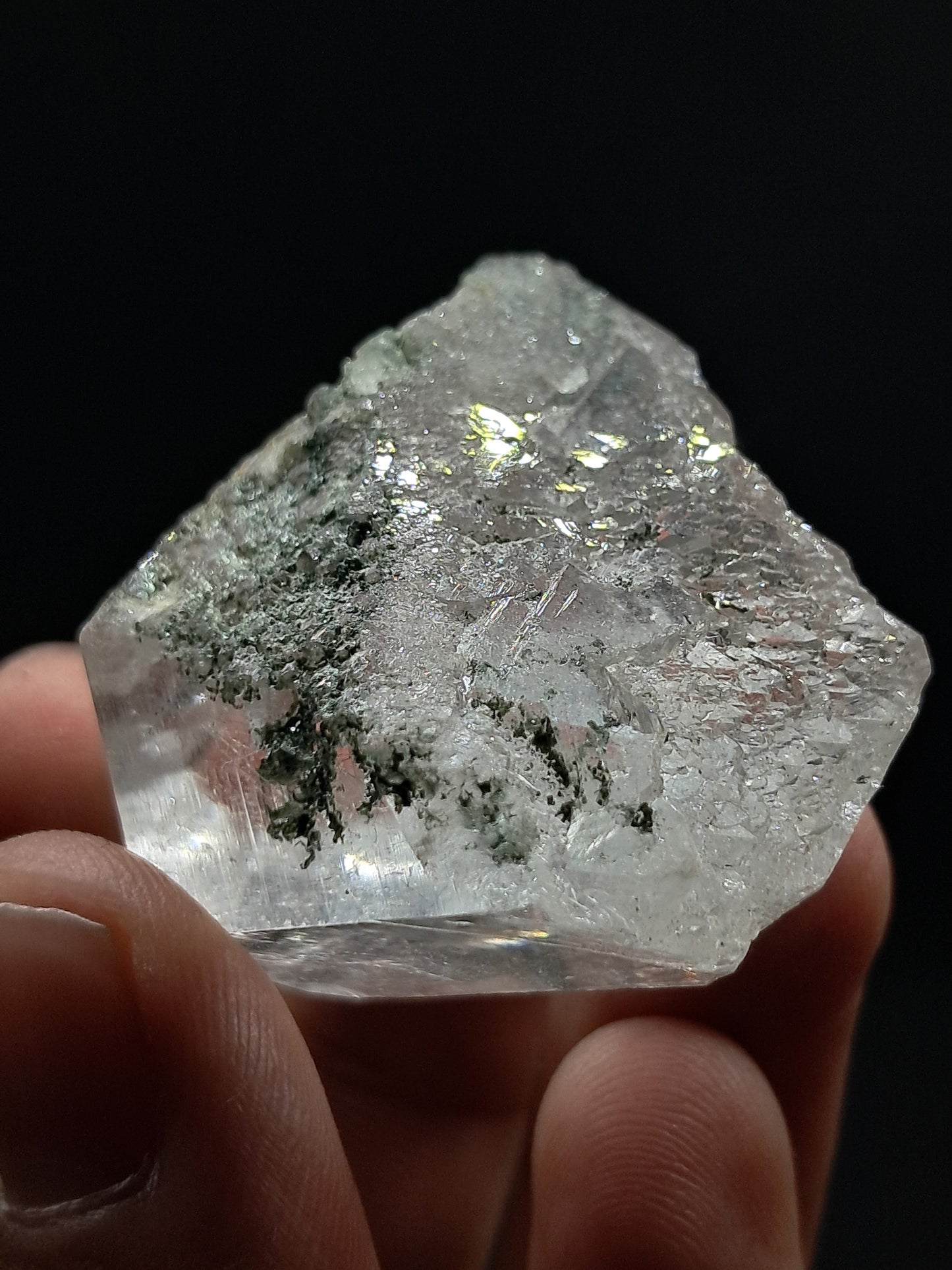 Quartz with Chlorite and Rutile inclusion (Non-precious Natural Stone) #CH37