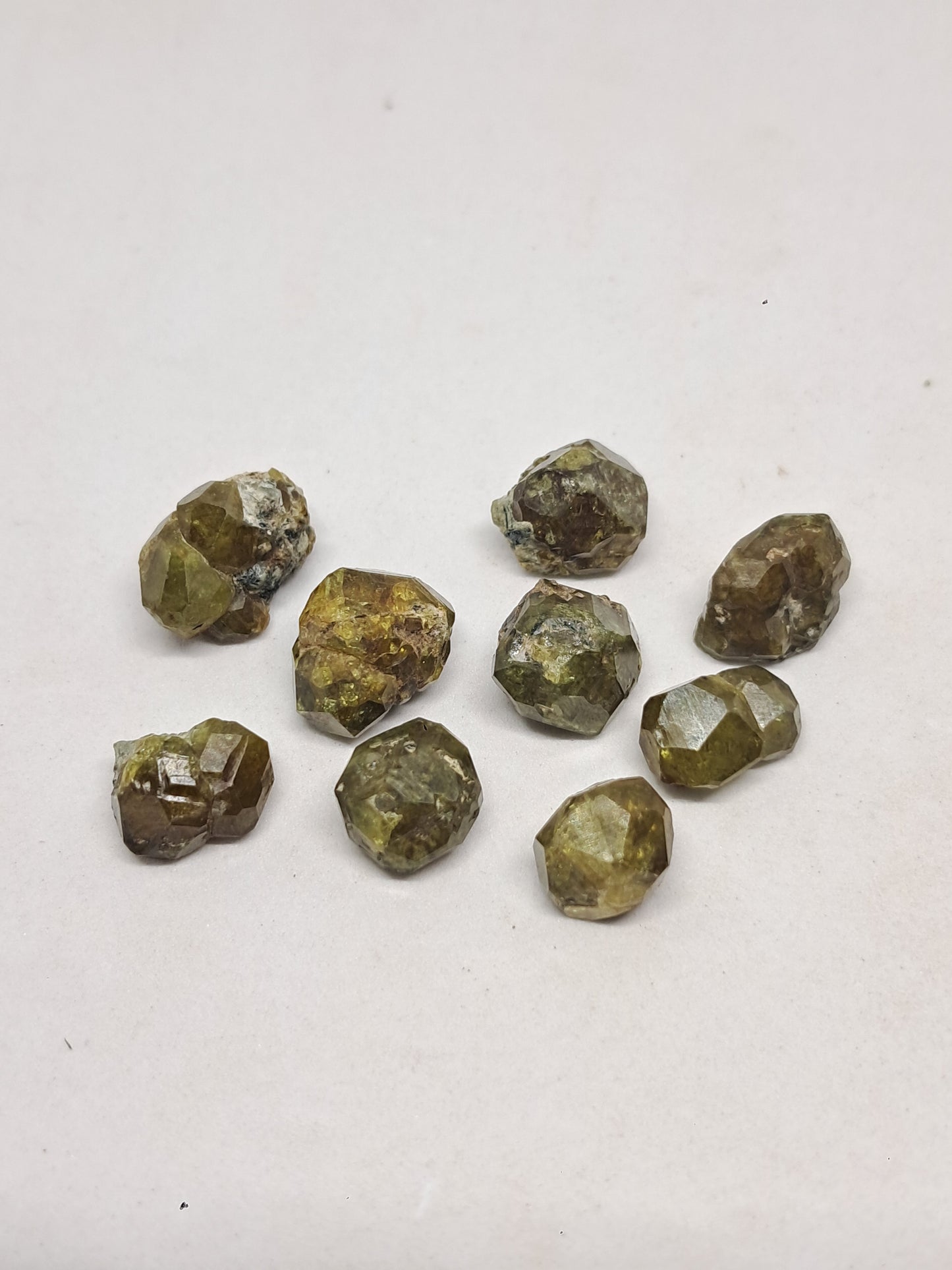 Granate Verde (México) Cristal Bruto *Diferentes Tamaños* Piedra Natural #GR14