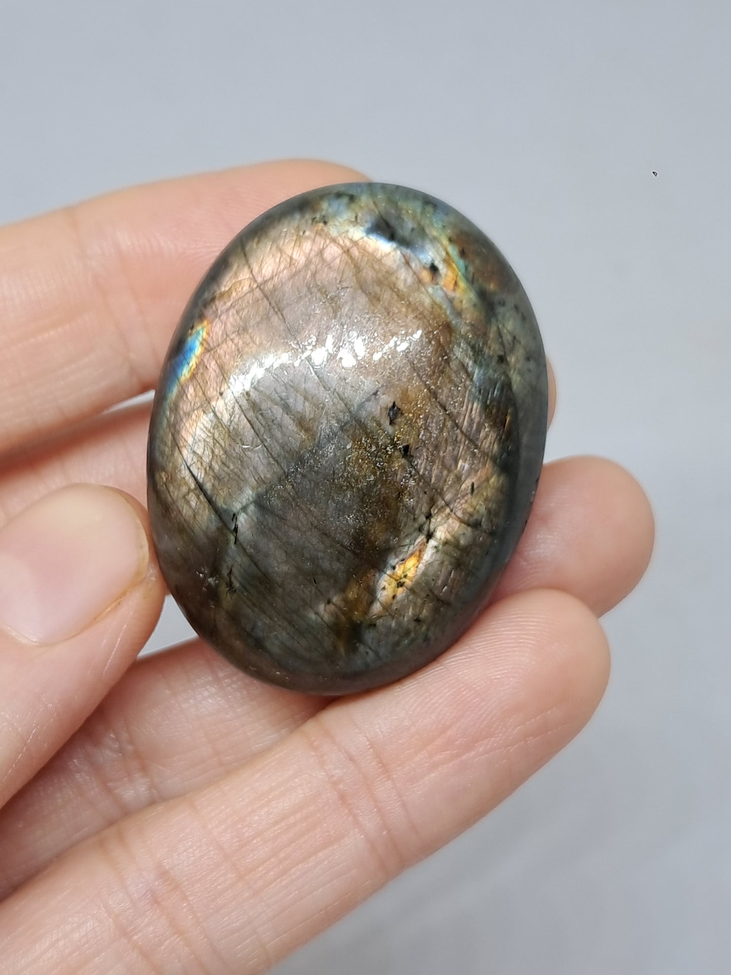 Labradorite Palmstone | Natural Polished Crystal Stone | Silver, Red, Orange Flash | Good Iridiscence #LB3