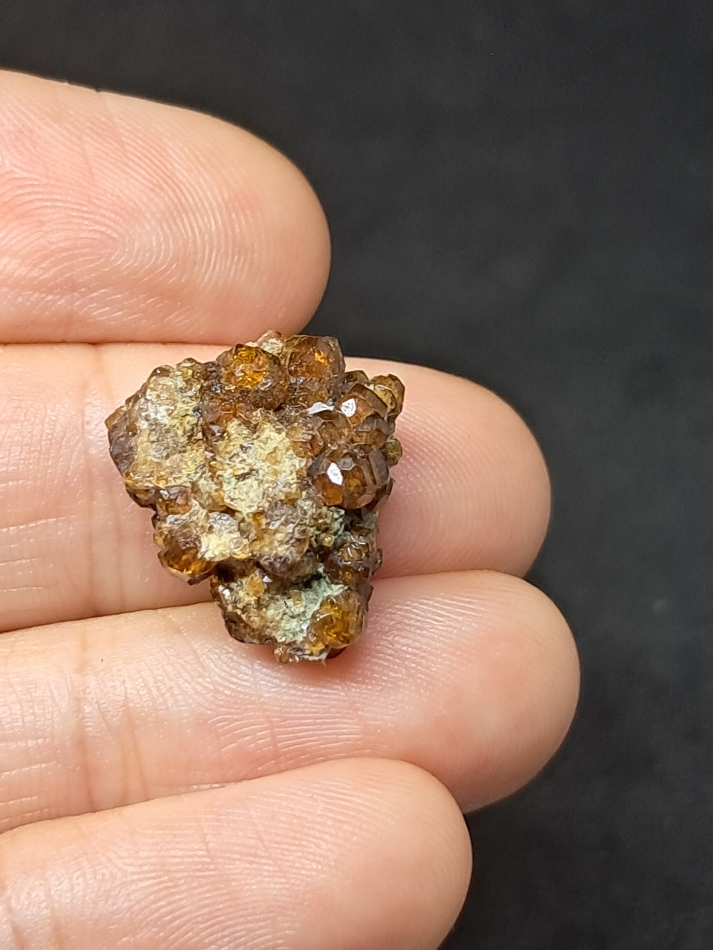 Cúmulo de granate marrón (México) | Cristal en bruto | Ejemplar mineral n.° GR8
