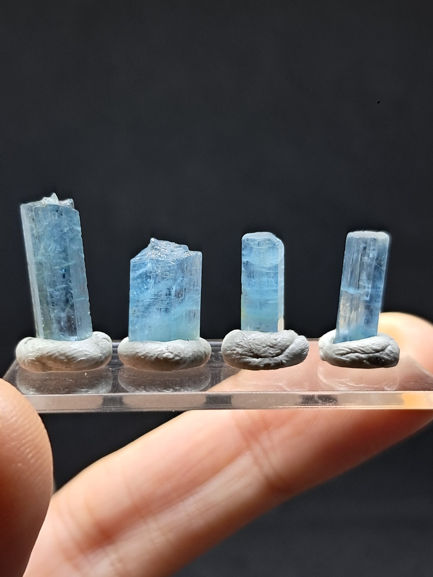 Juego de 4 Aguamarinas (Karur) en Bruto, Cristales Hexagonales de *Calidad Gema* | Ejemplar Mineral #AQM39