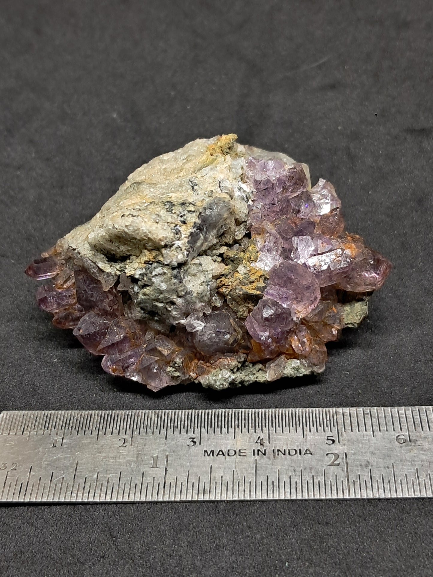 Amatista en matriz (Karur) | Cristal en bruto | Piedra natural | Ejemplar mineral n.° KA142