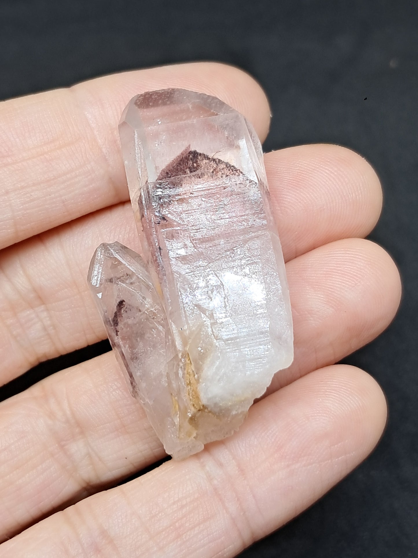Cúmulo de Cuarzo Fantasma de Hematita (Telangana) Punta de Cristal Natural | Ejemplar Mineral n.° HPQ14
