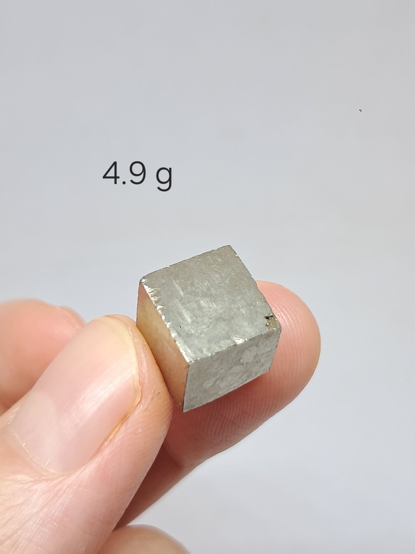 Pirita en bruto en cubos pequeños (España) Cristal natural | Ejemplar mineral n.° PR13