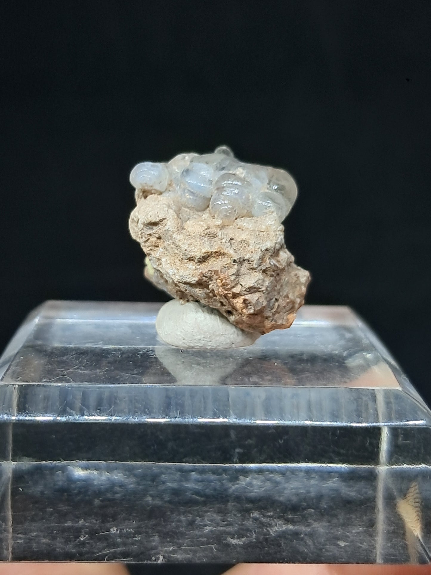 Ópalo hialita en matriz (México), piedra cristalina en bruto | Ejemplar mineral n.° OH5