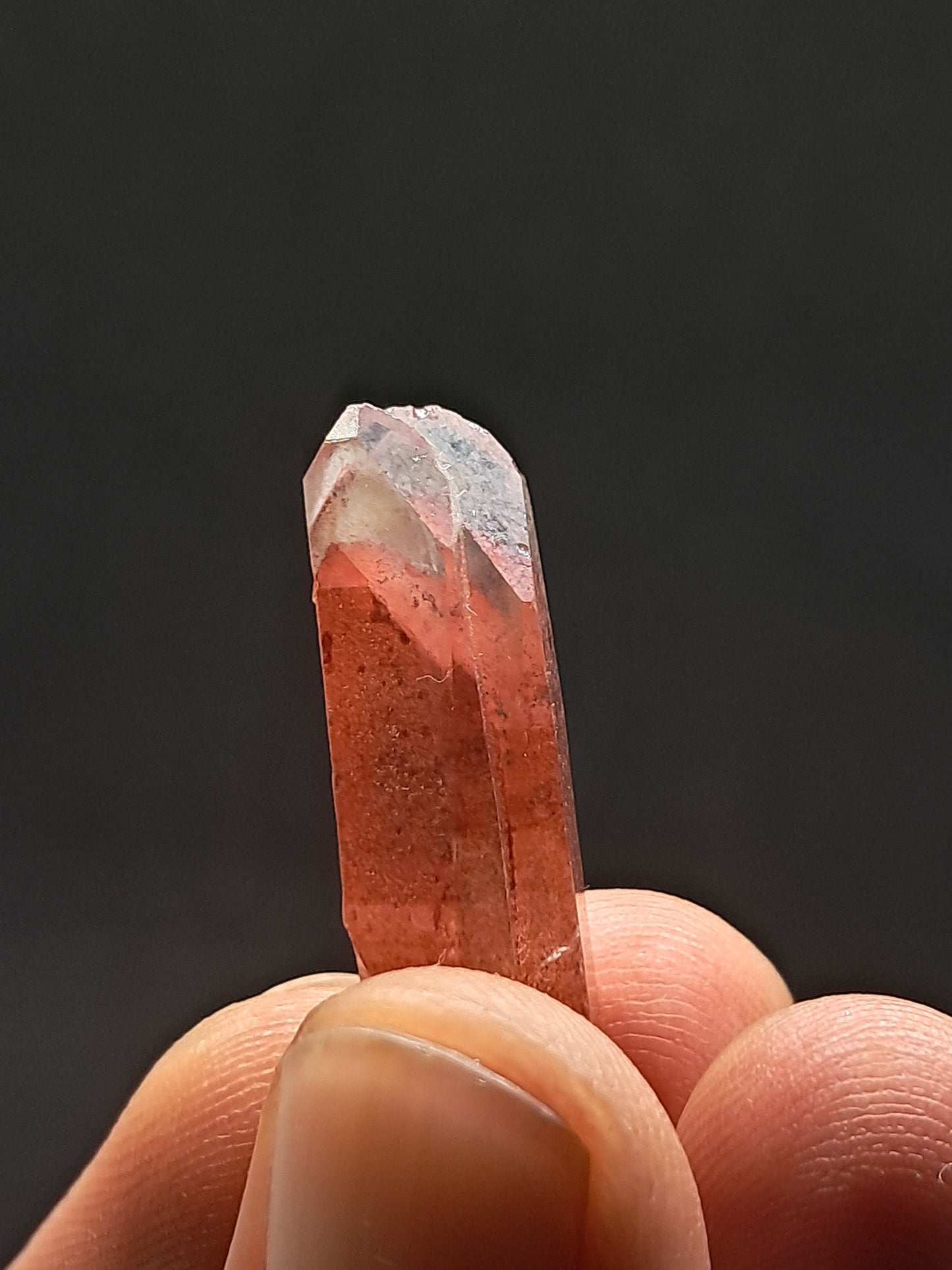 Cuarzo fantasma hematita (Telangana) rojo saturado | Cristal natural | Puntas fundidas | Ejemplar mineral n.° HPQ40