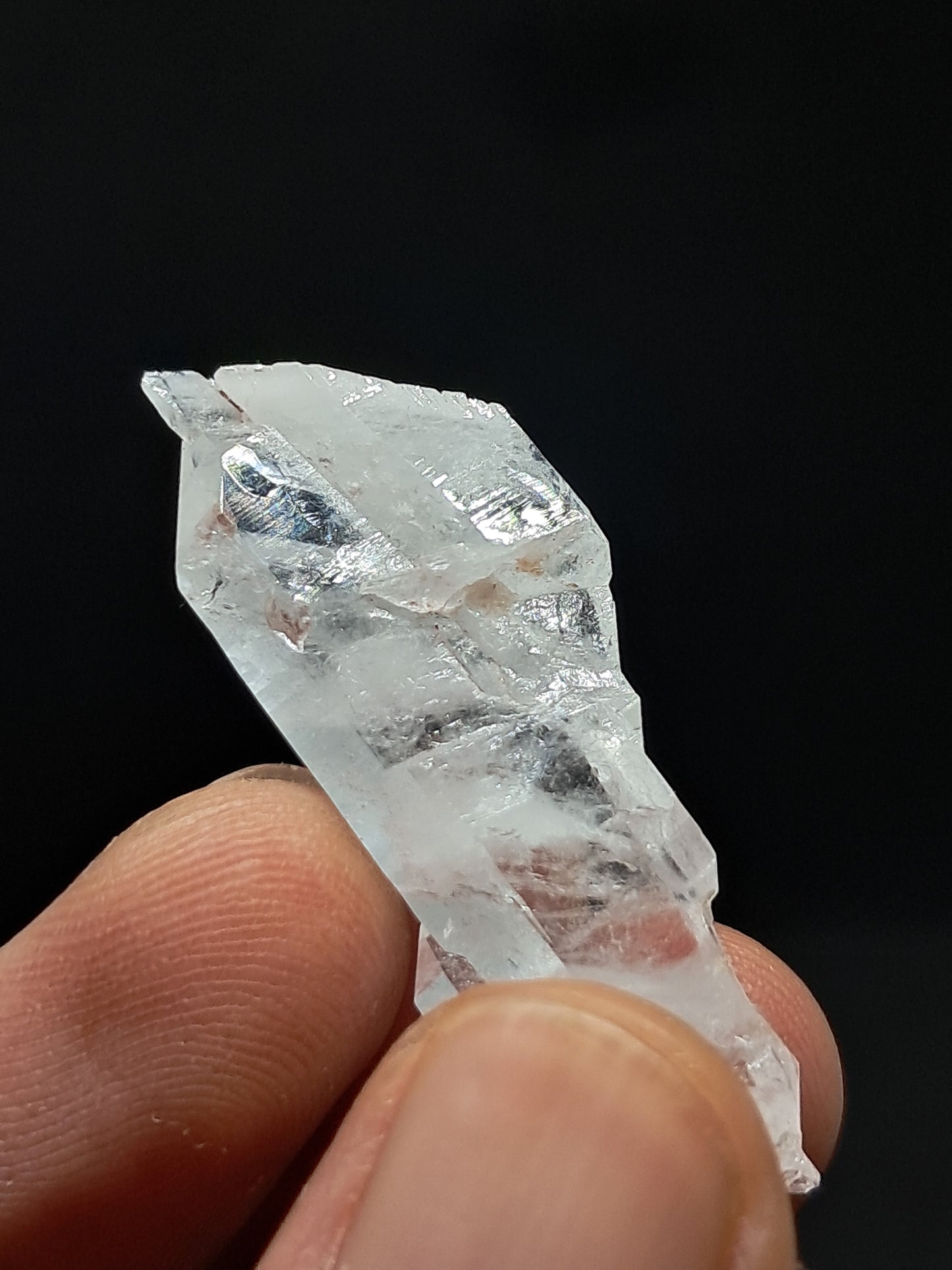 Cristal de cuarzo transparente Faden (Santander, Colombia) Punta natural | Ejemplar mineral n.° COQ32