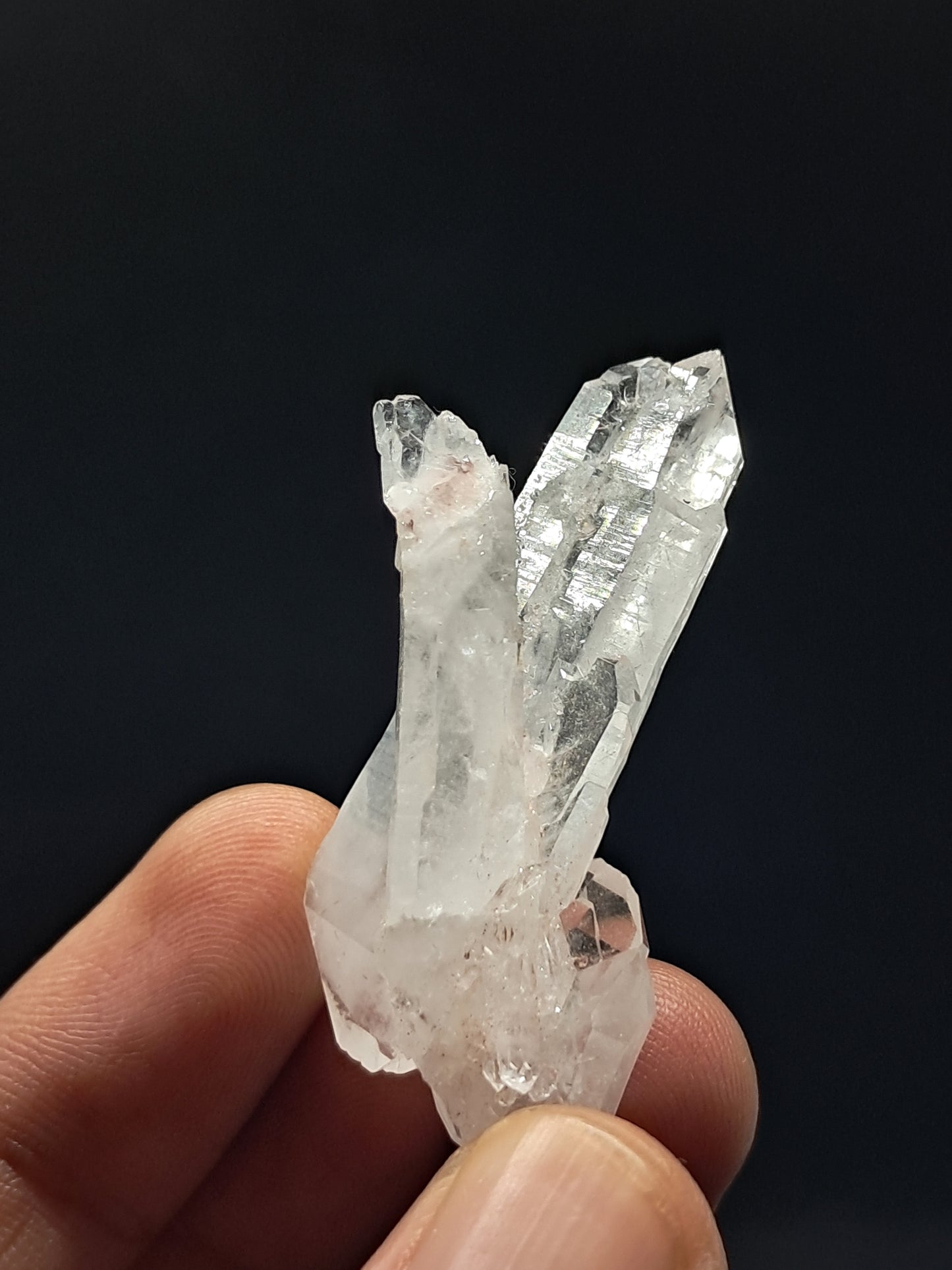 Punta natural de cuarzo transparente Faden (Santander, Colombia) | Ejemplar mineral n.° COQ19