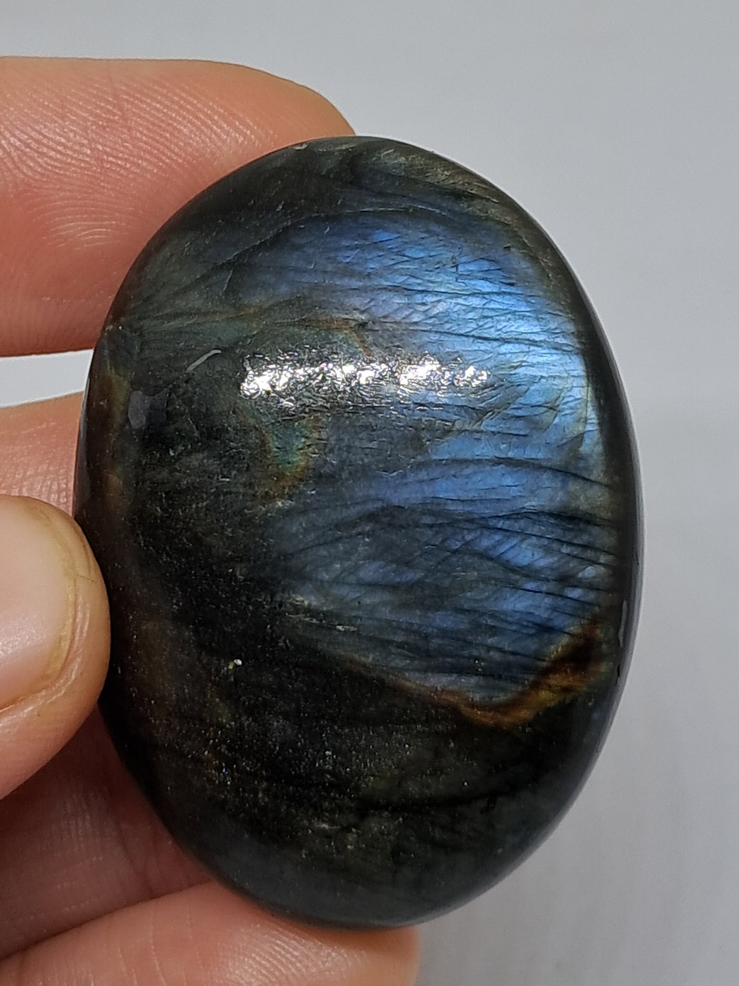 Labradorite Palmstone | Natural Polished Crystal Stone | Blue, Yellow, Pink Flash | Good Iridiscence #LB1