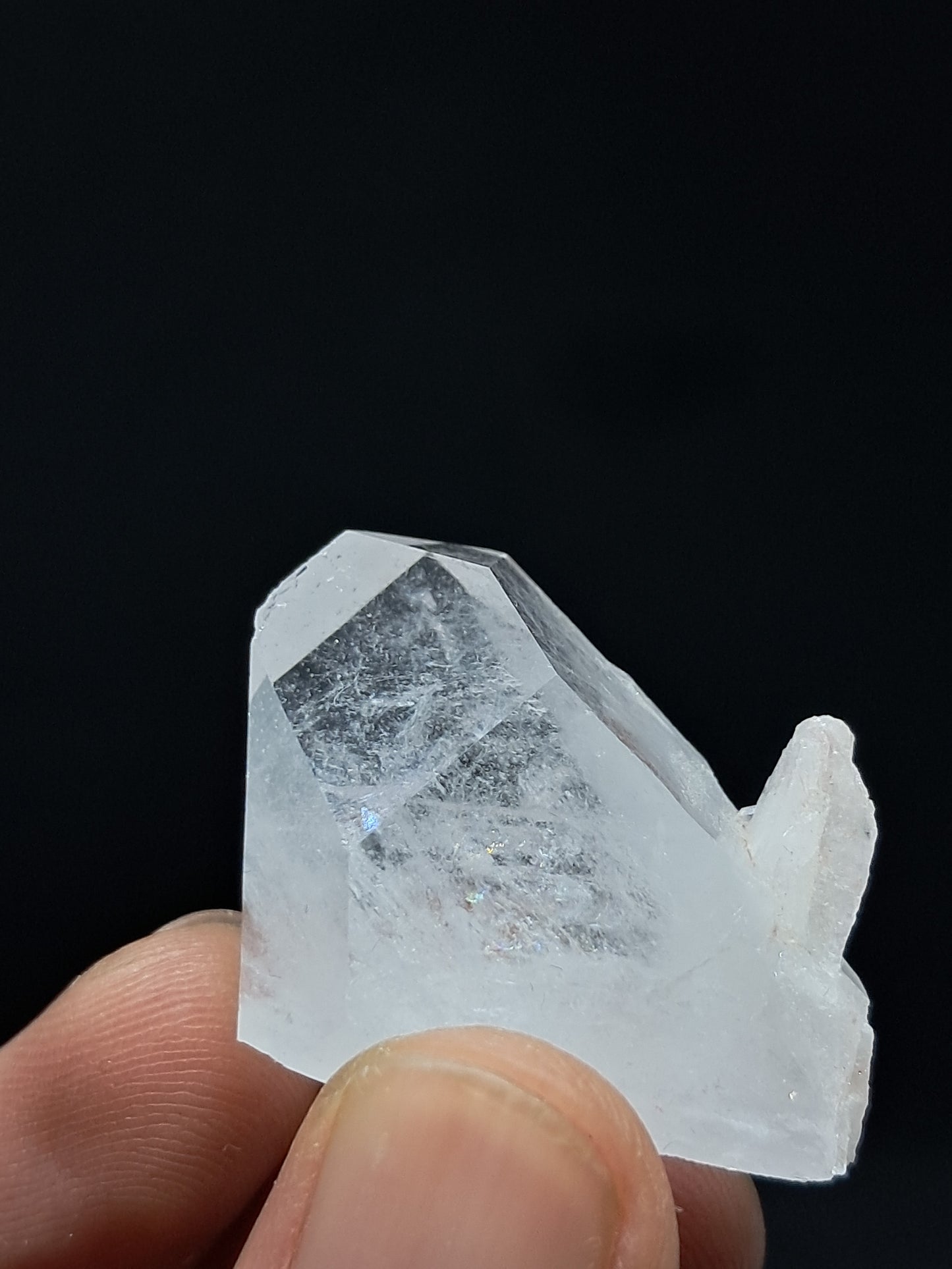 Cristal de cuarzo tabular transparente (Santander, Colombia) Punta natural | Ejemplar mineral n.° COQ29
