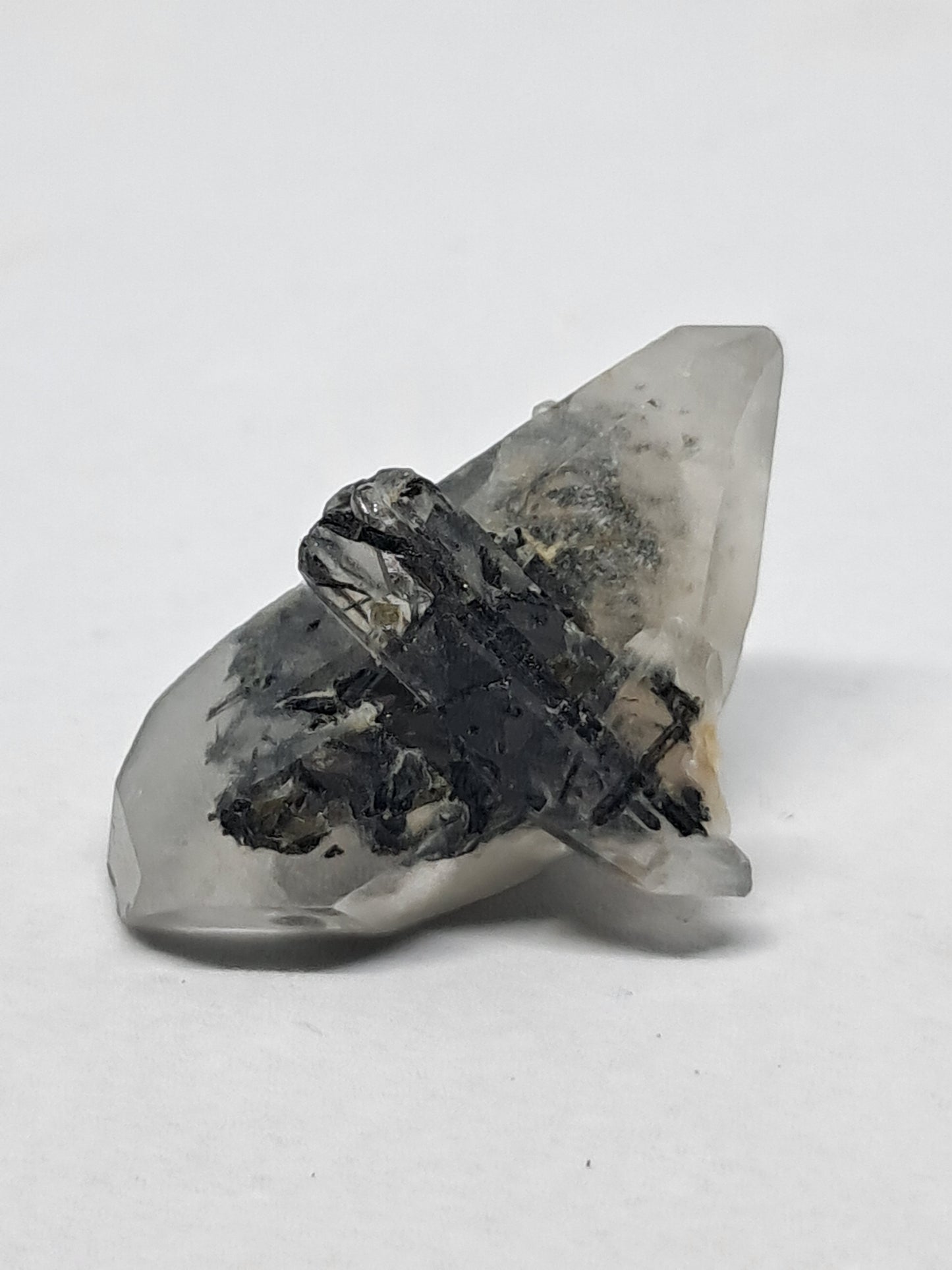 Tourmalinated Quartz natural crystal point (Non-precious natural stone) #TQ6