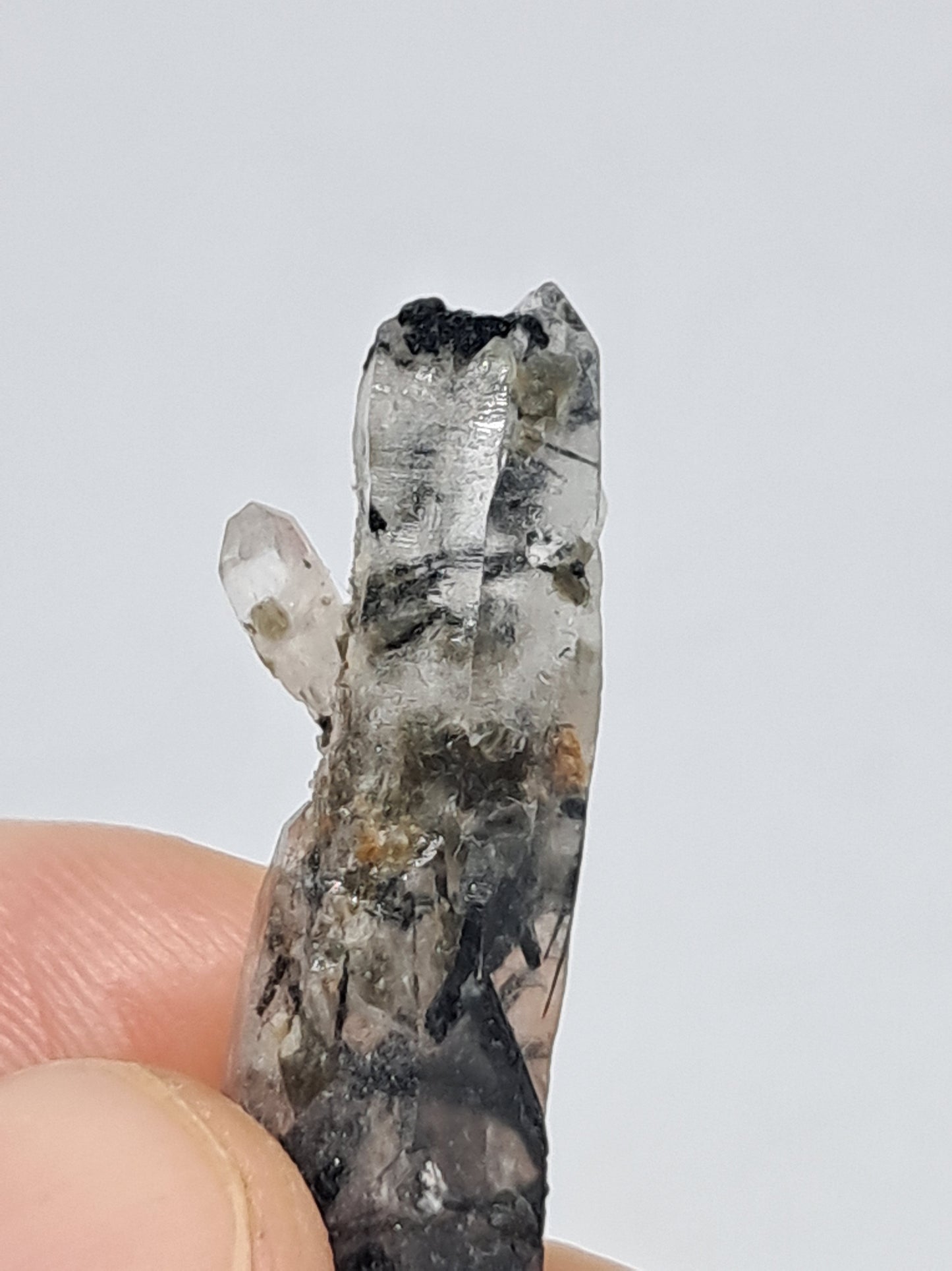 Tourmalinated Quartz natural crystal point (Non-precious natural stone) #TQ19