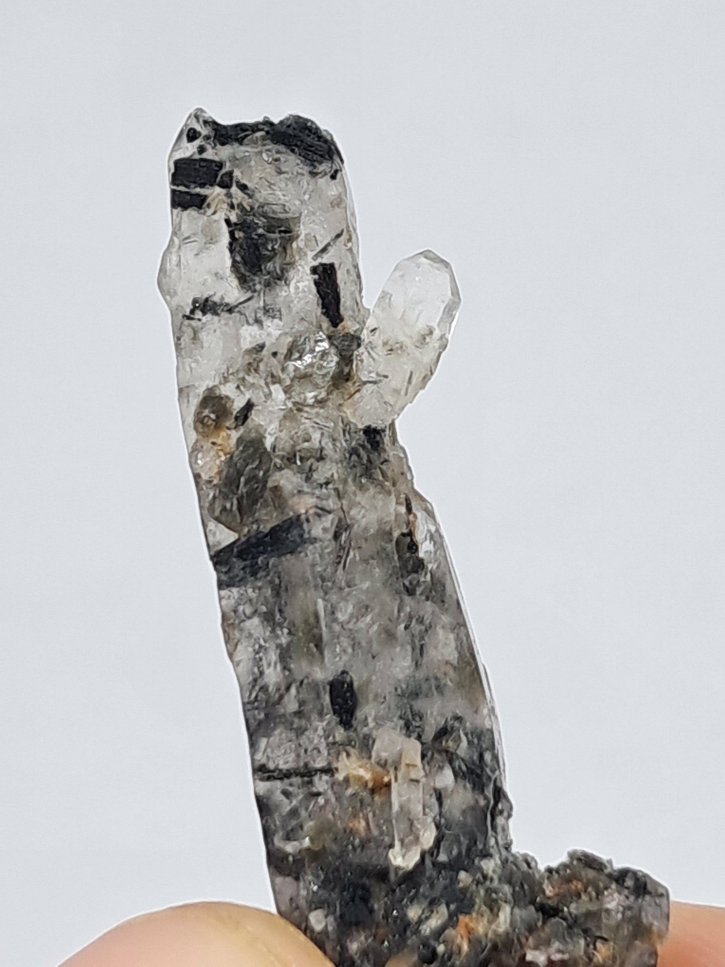Tourmalinated Quartz natural crystal point (Non-precious natural stone) #TQ19