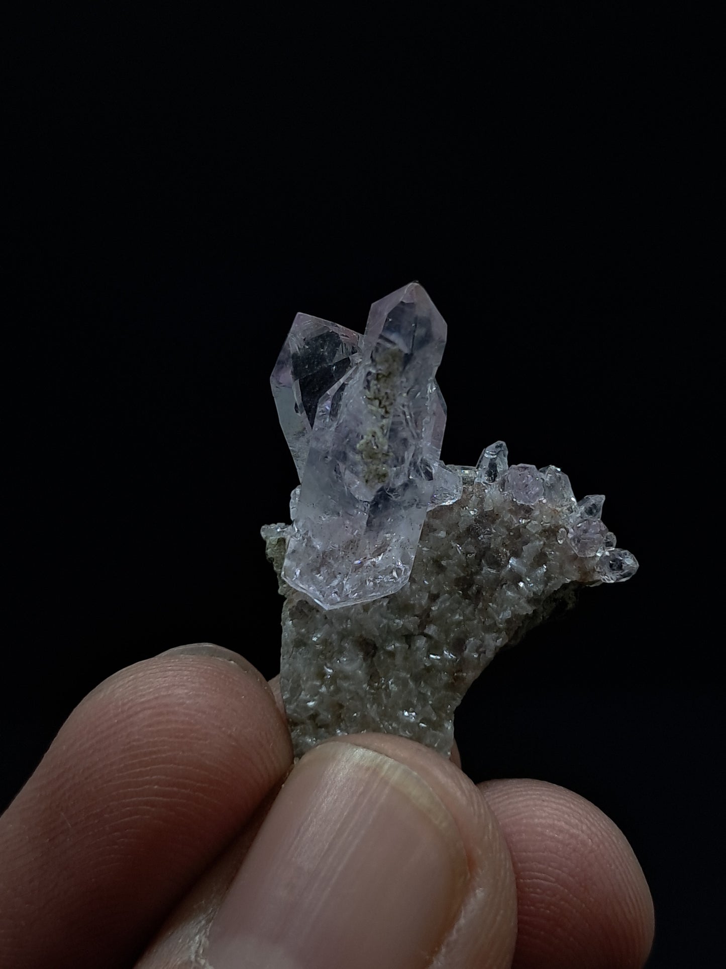 Karur Amethyst Scepters on Mica (Non-precious Natural Stone) #KA57
