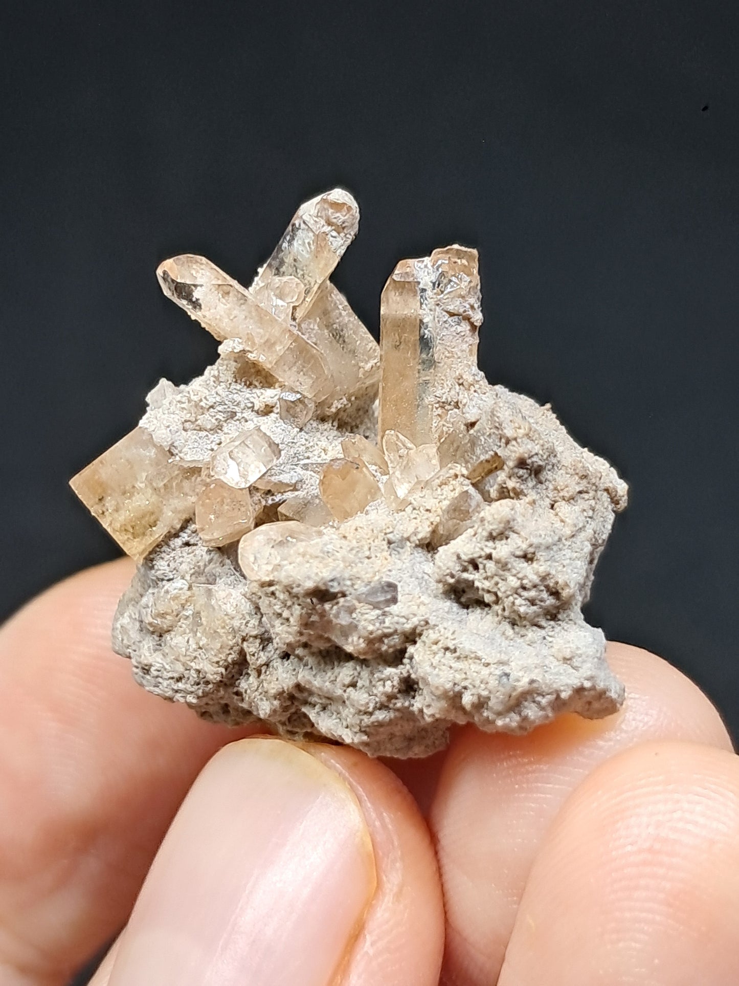 Cristales de topacio natural en matriz (México), piedra preciosa rara | Ejemplar mineral n.° TPZ6