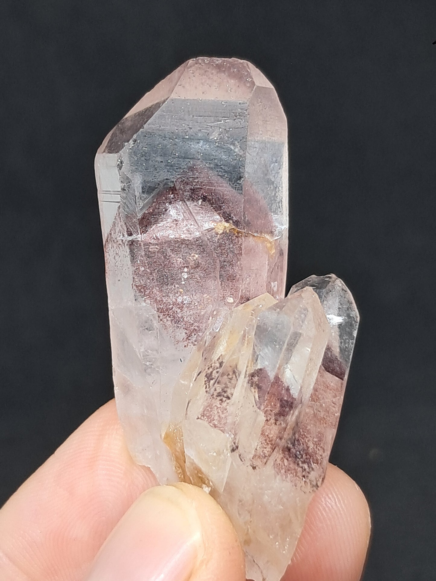 Cúmulo de Cuarzo Fantasma de Hematita (Telangana) Punta de Cristal Natural | Ejemplar Mineral n.° HPQ14