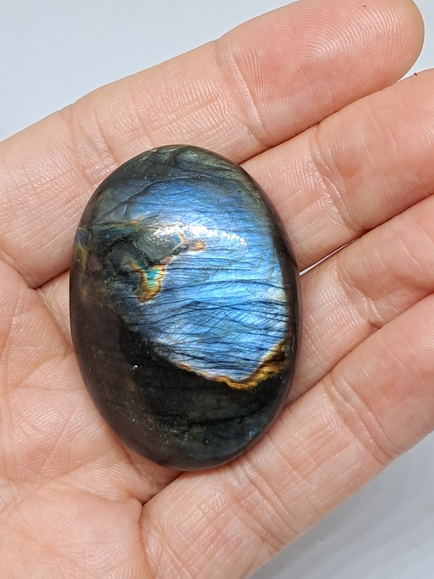 Labradorite Palmstone | Natural Polished Crystal Stone | Blue, Yellow, Pink Flash | Good Iridiscence #LB1