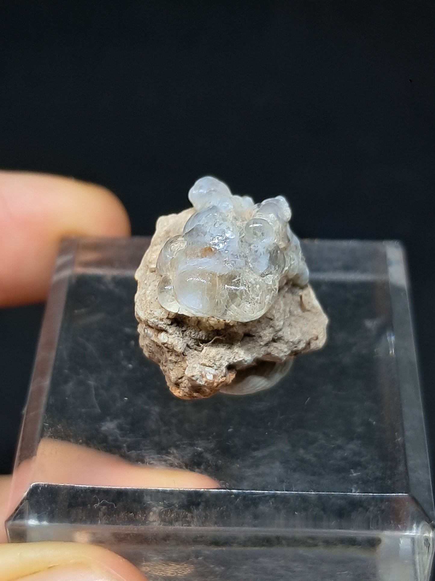 Ópalo hialita en matriz (México), piedra cristalina en bruto | Ejemplar mineral n.° OH5