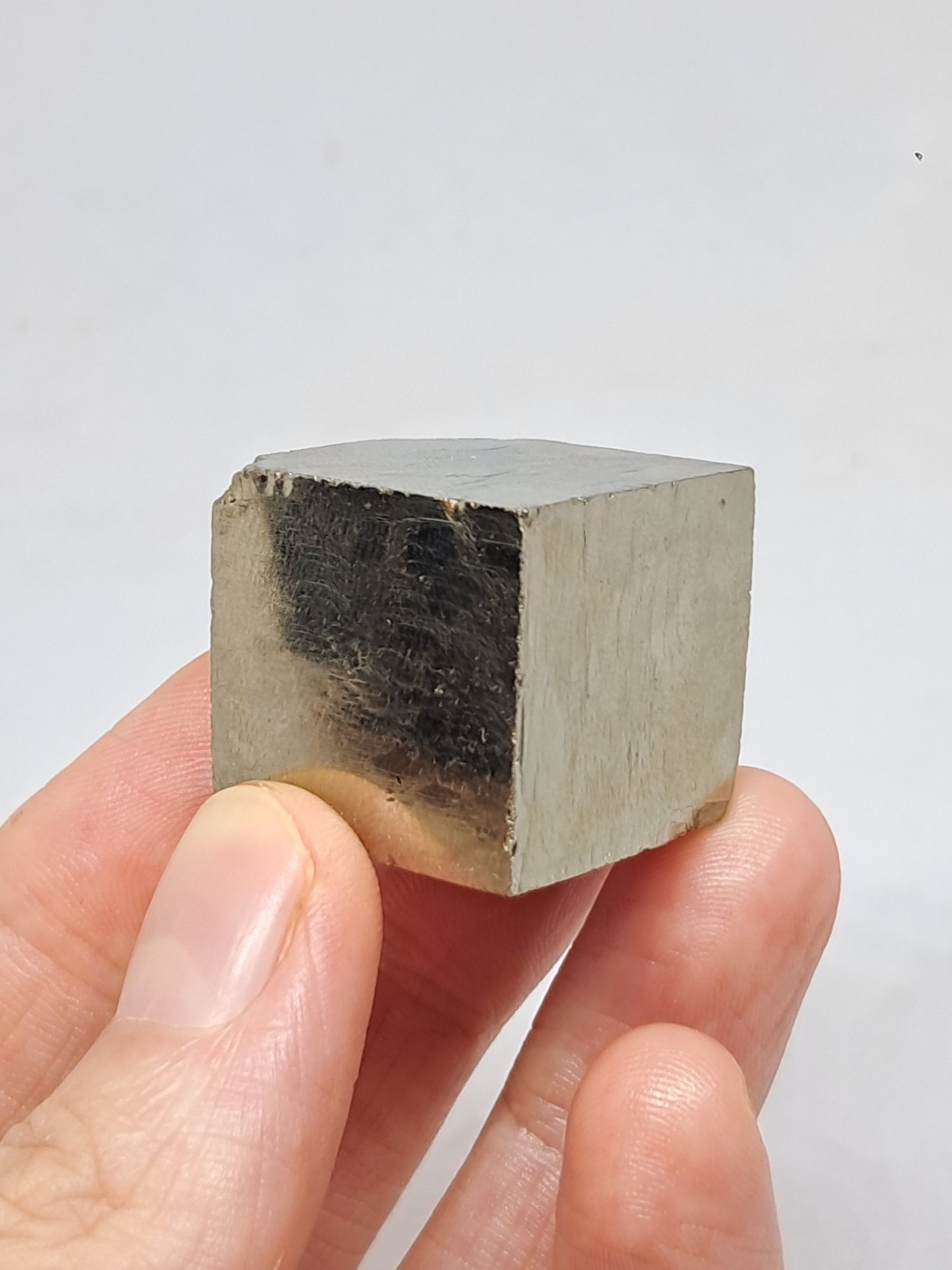 Pirita en bruto (España), cristal natural | Calidad de coleccionista n.° PR18