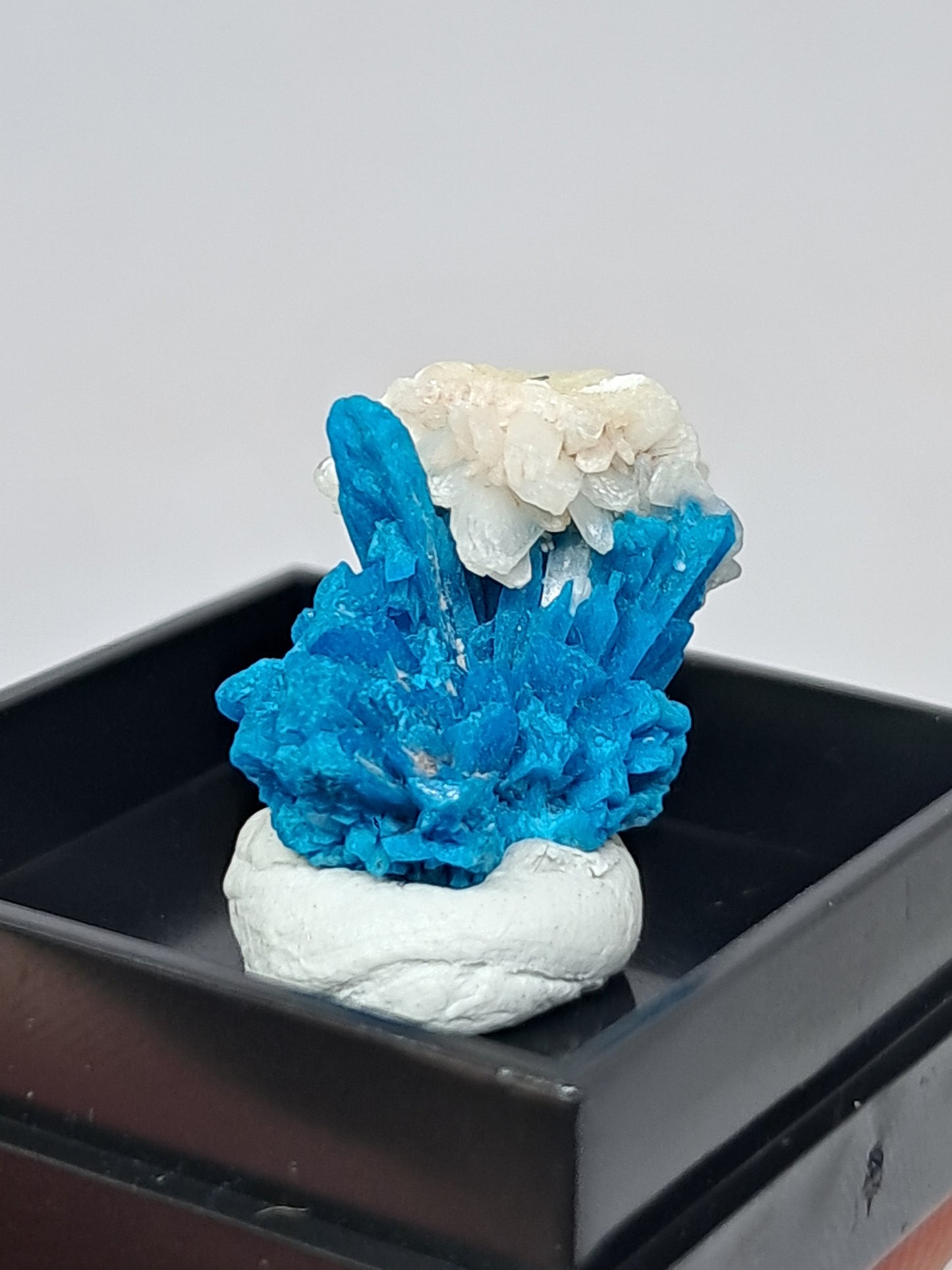 Pentagonite w/ Stilbite (Pune) Rough Stone | Natural Crystal | Rare Mineral Specimen #CV53