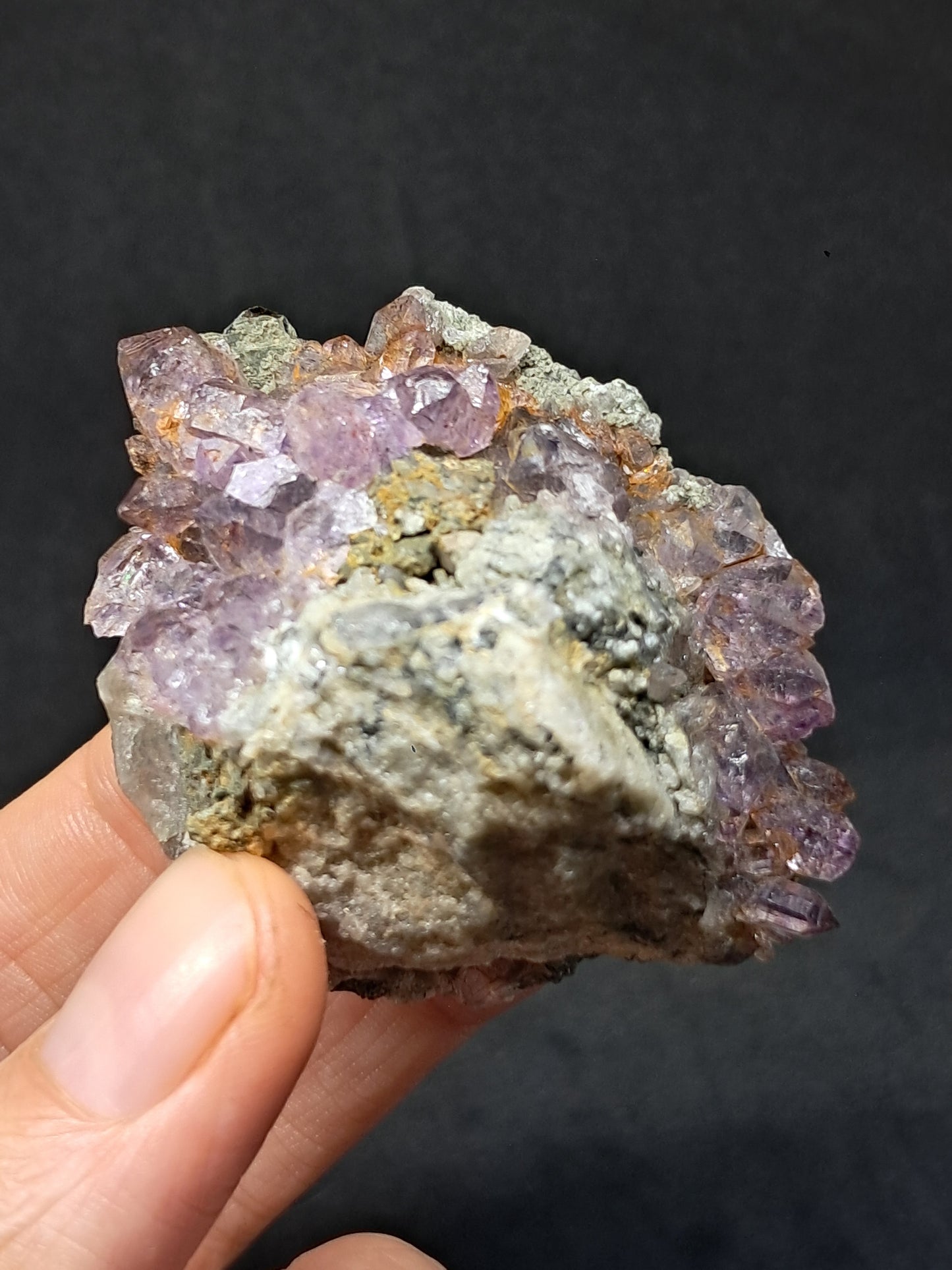 Amatista en matriz (Karur) | Cristal en bruto | Piedra natural | Ejemplar mineral n.° KA142