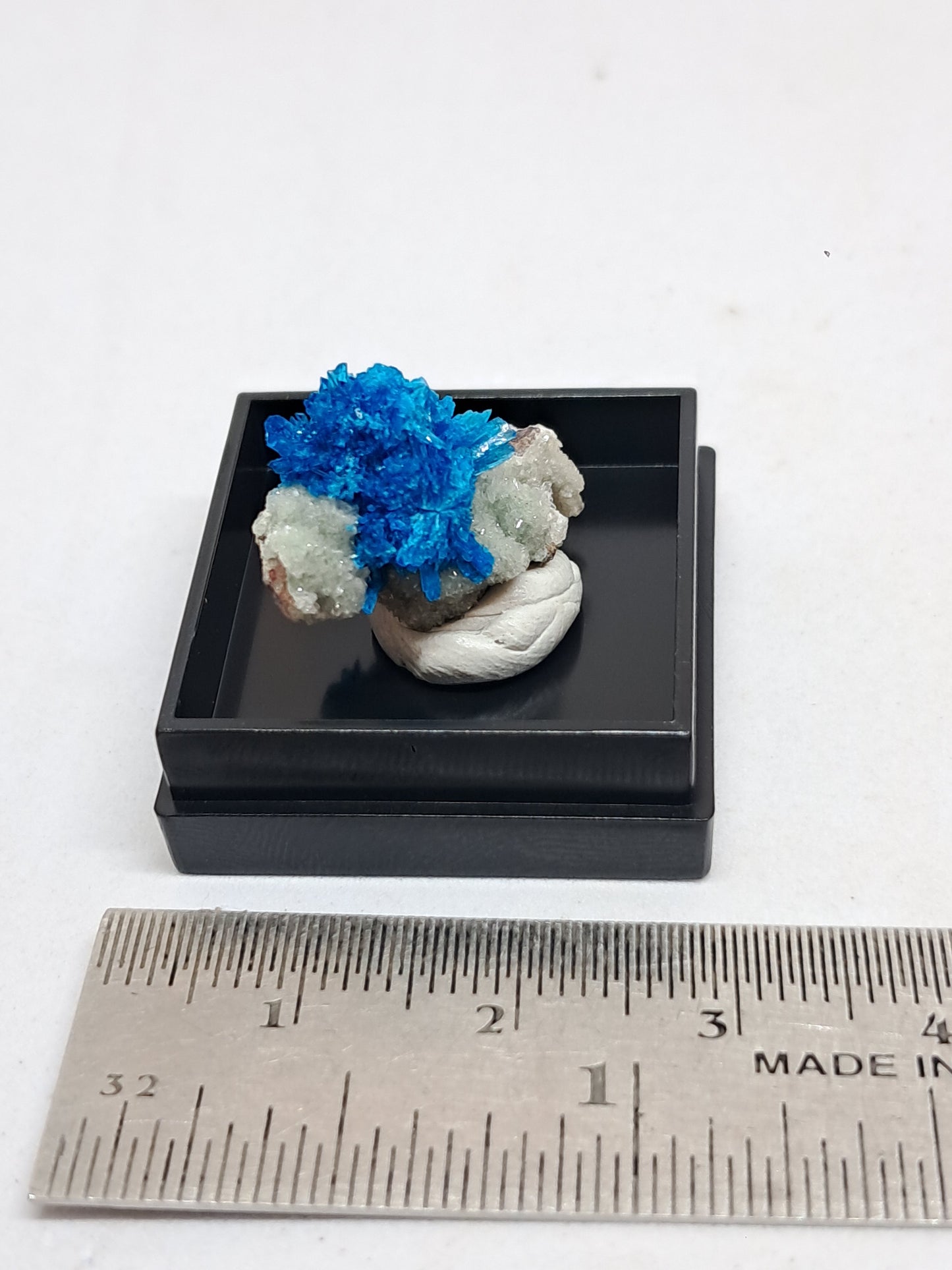 Pentagonite on Heulandite Matrix (Pune) Rough Stone | Natural Crystal | Rare Mineral Specimen #CV52