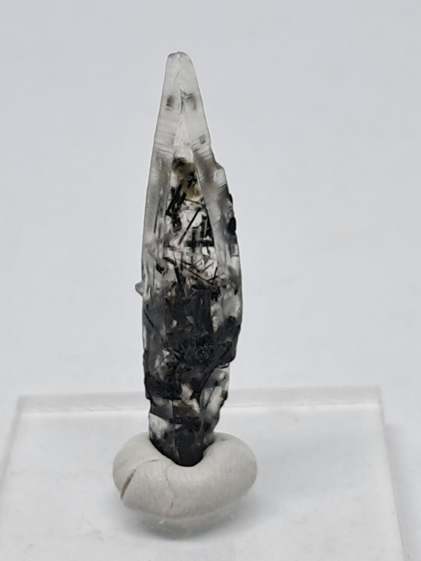 Tourmalinated Quartz natural crystal point (Non-precious natural stone) #TQ8