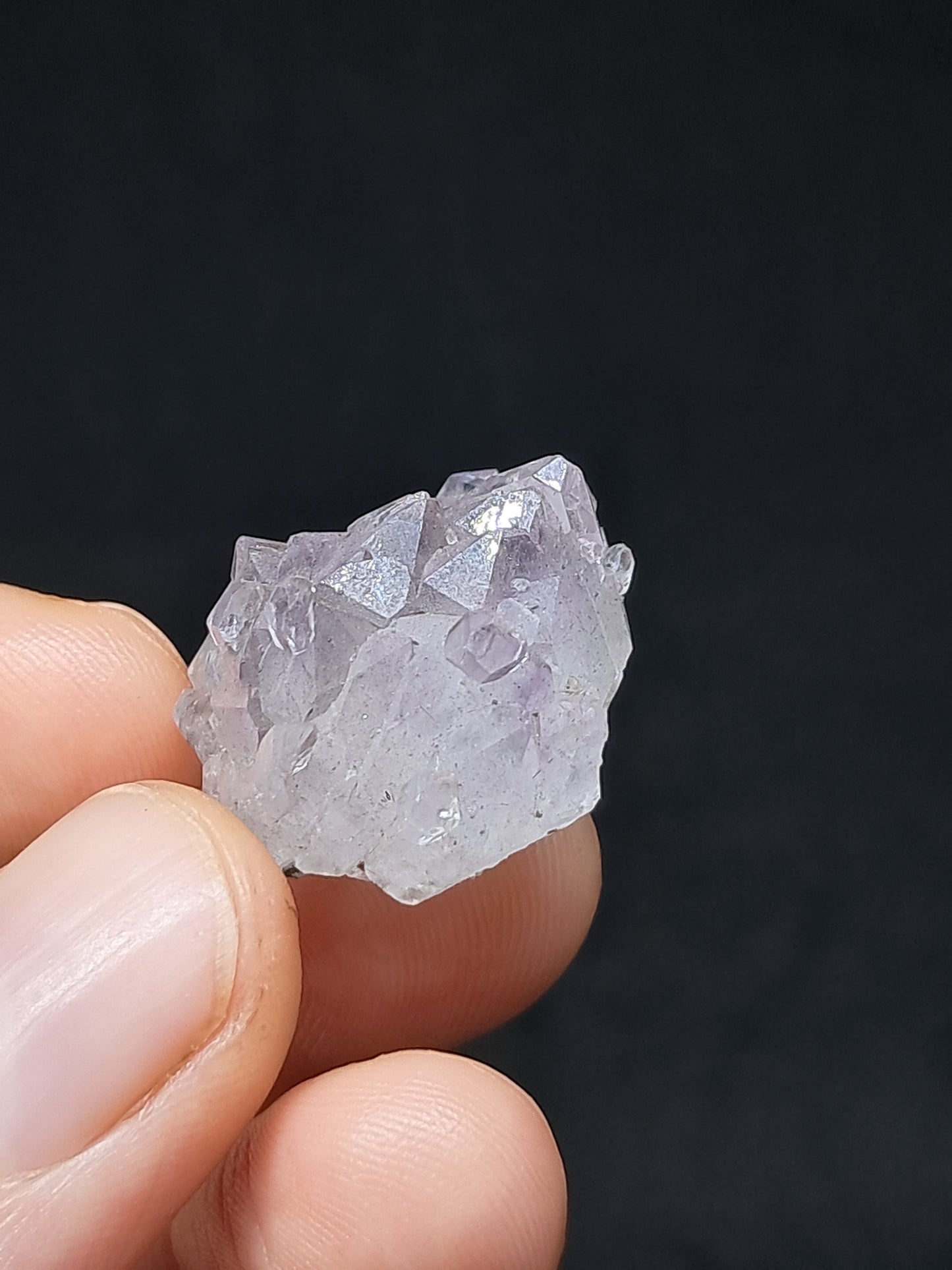 Amatista Elestial (Karur) | Cúmulo de cristales en bruto | Piedra natural | Ejemplar mineral n.° KA136