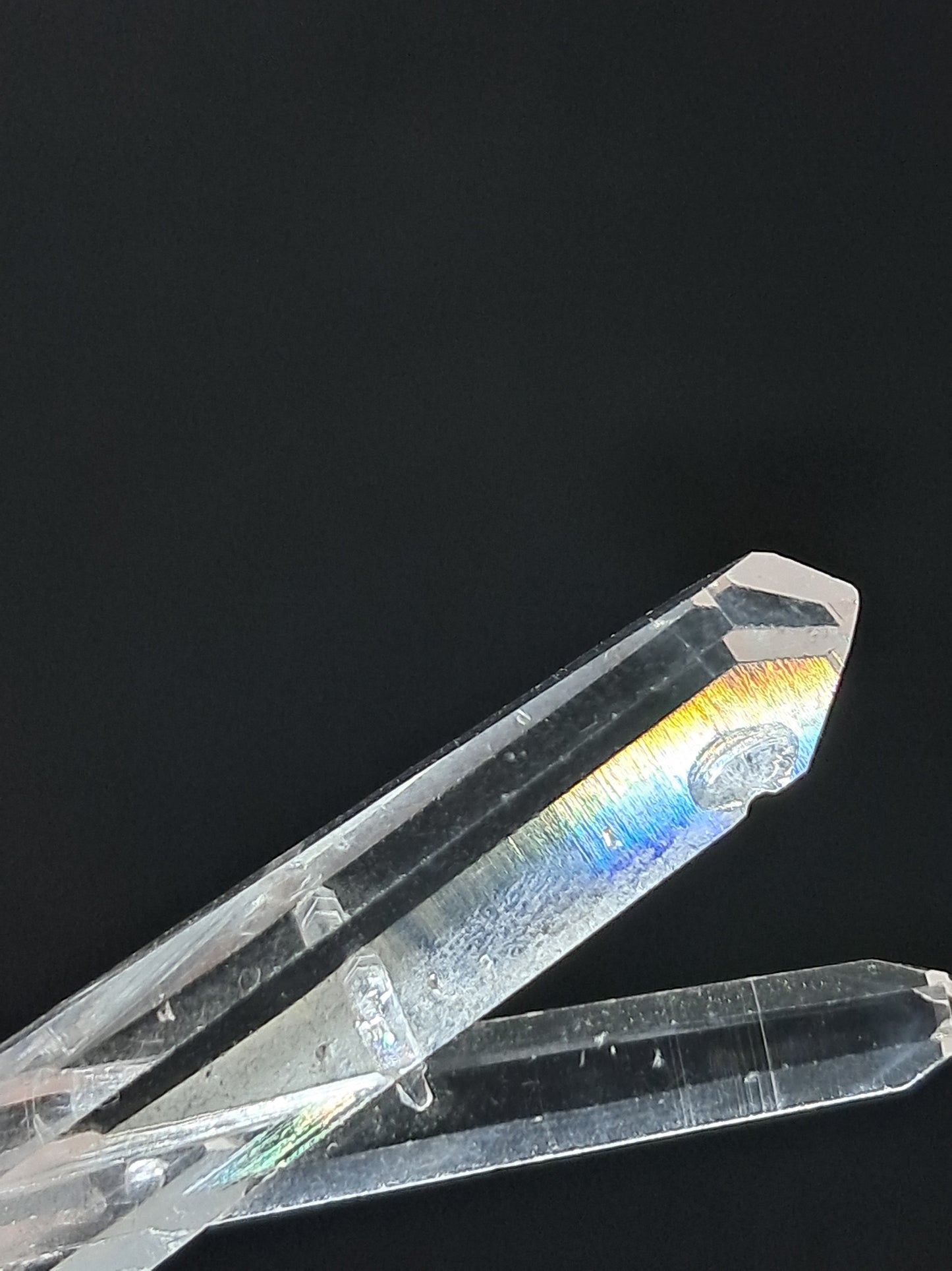 Cuarzo láser intersecante (Santander, Colombia), punta natural superclara | Ejemplar mineral n.° COQ2