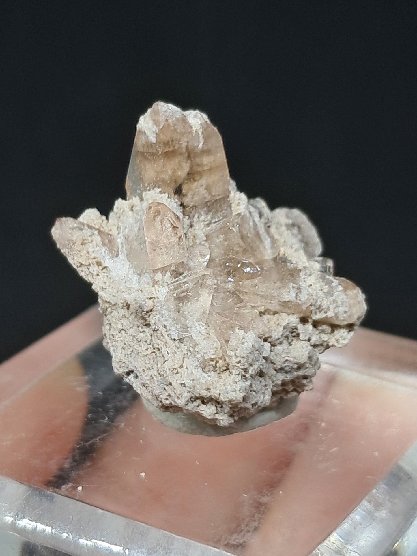 Cristales de topacio natural en matriz (México), piedra preciosa rara | Ejemplar mineral n.° TPZ27