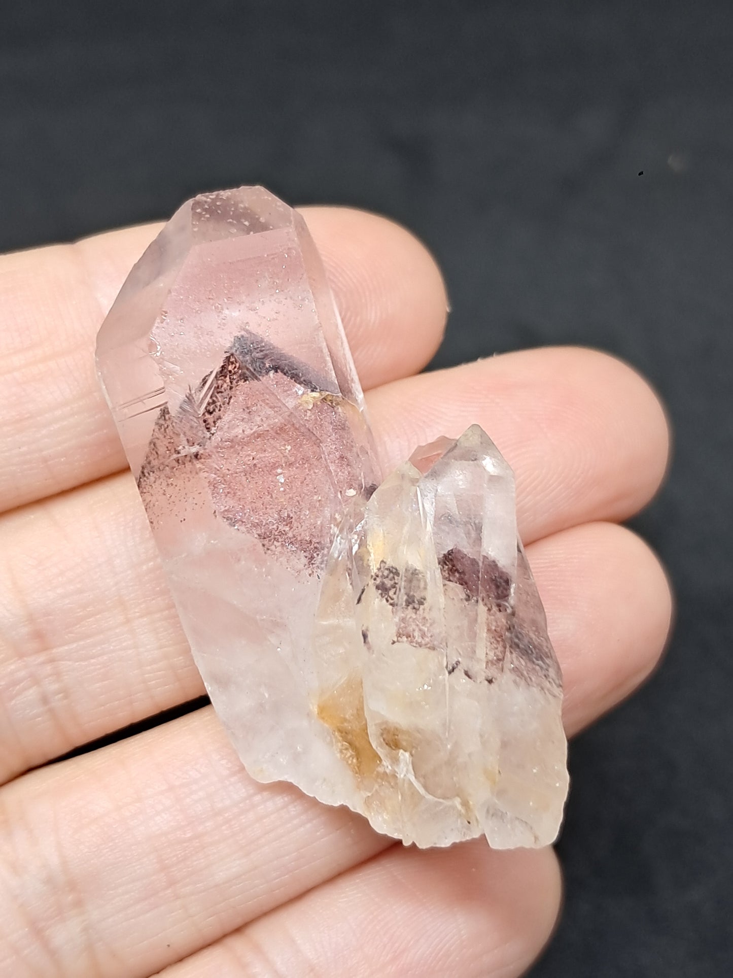 Cúmulo de Cuarzo Fantasma de Hematita (Telangana) Punta de Cristal Natural | Ejemplar Mineral n.° HPQ14