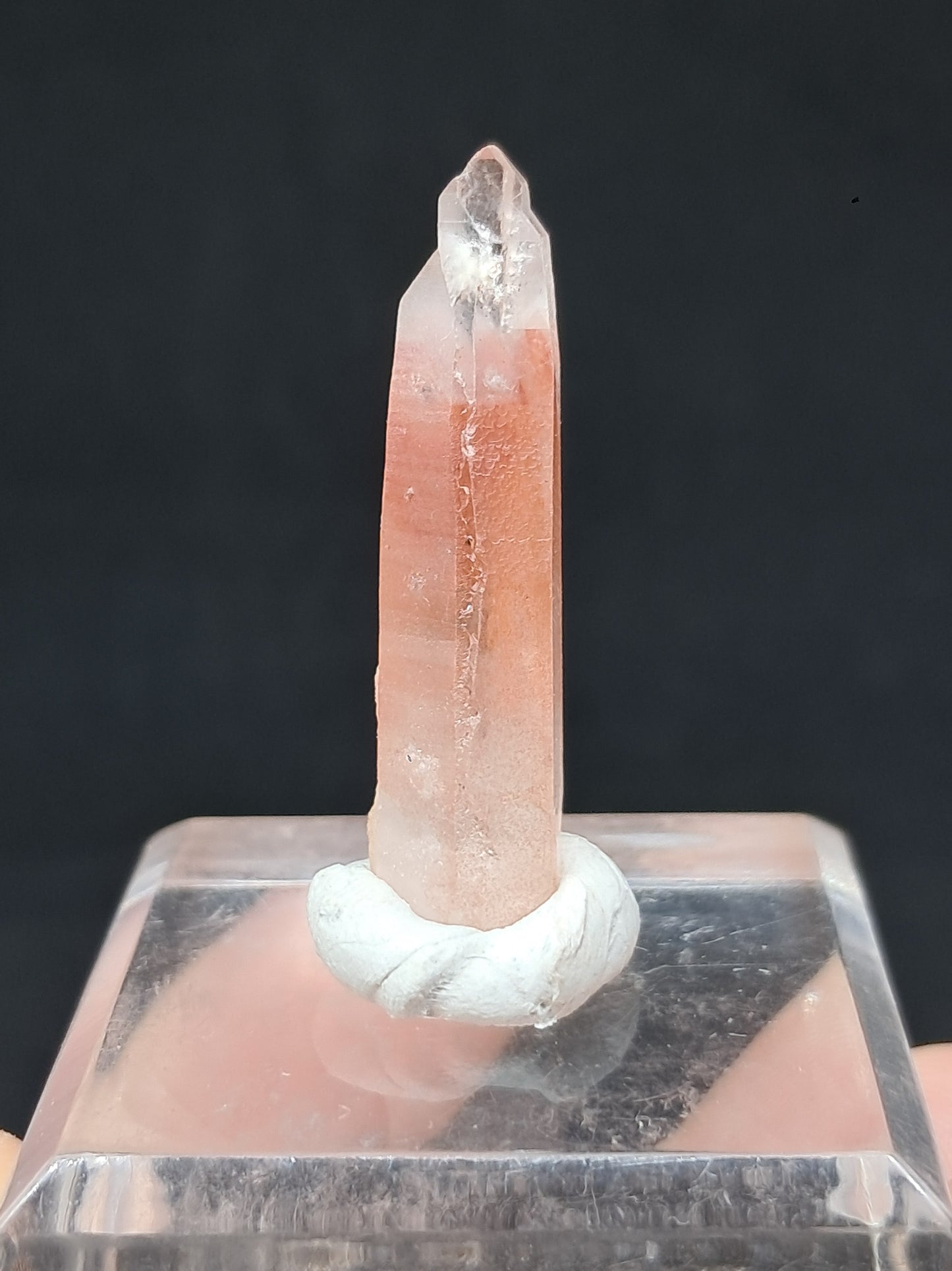 Punta de cristal natural de cuarzo fantasma hematita (Telangana) | Ejemplar mineral n.° HPQ12