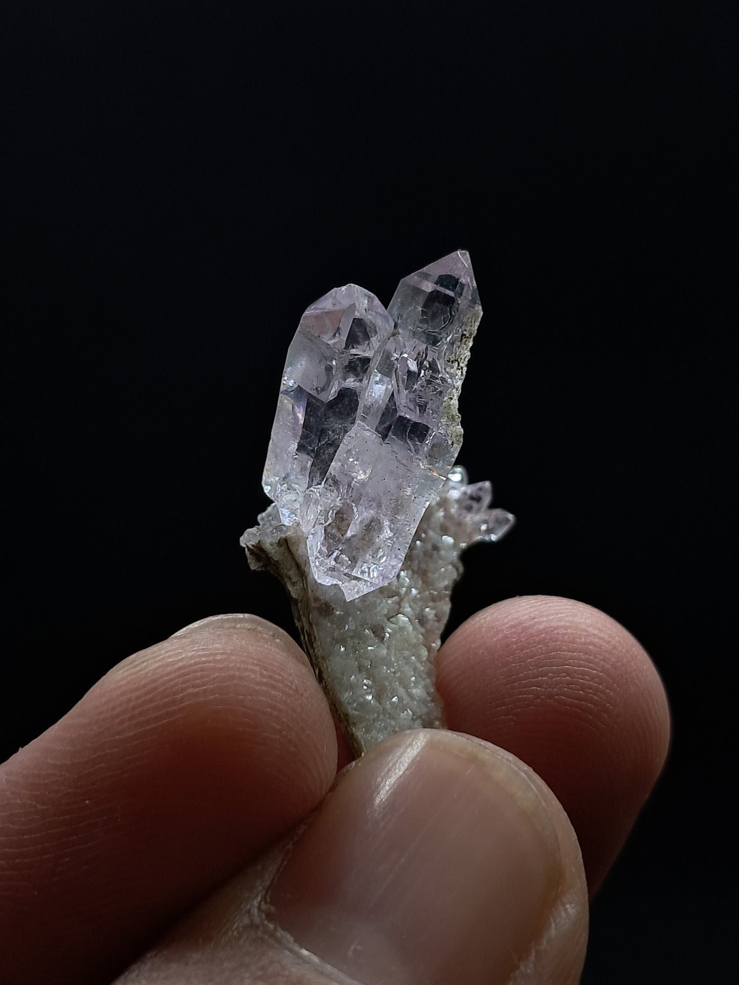 Karur Amethyst Scepters on Mica (Non-precious Natural Stone) #KA57