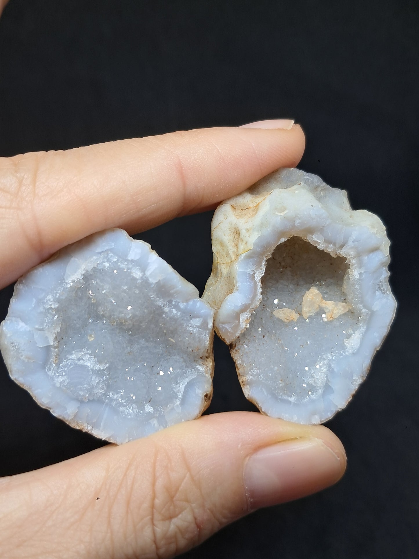 Quartz Geode w/ UV Reactive Calcites (Ajanta) Rough Stone | Natural Crystal #GD26