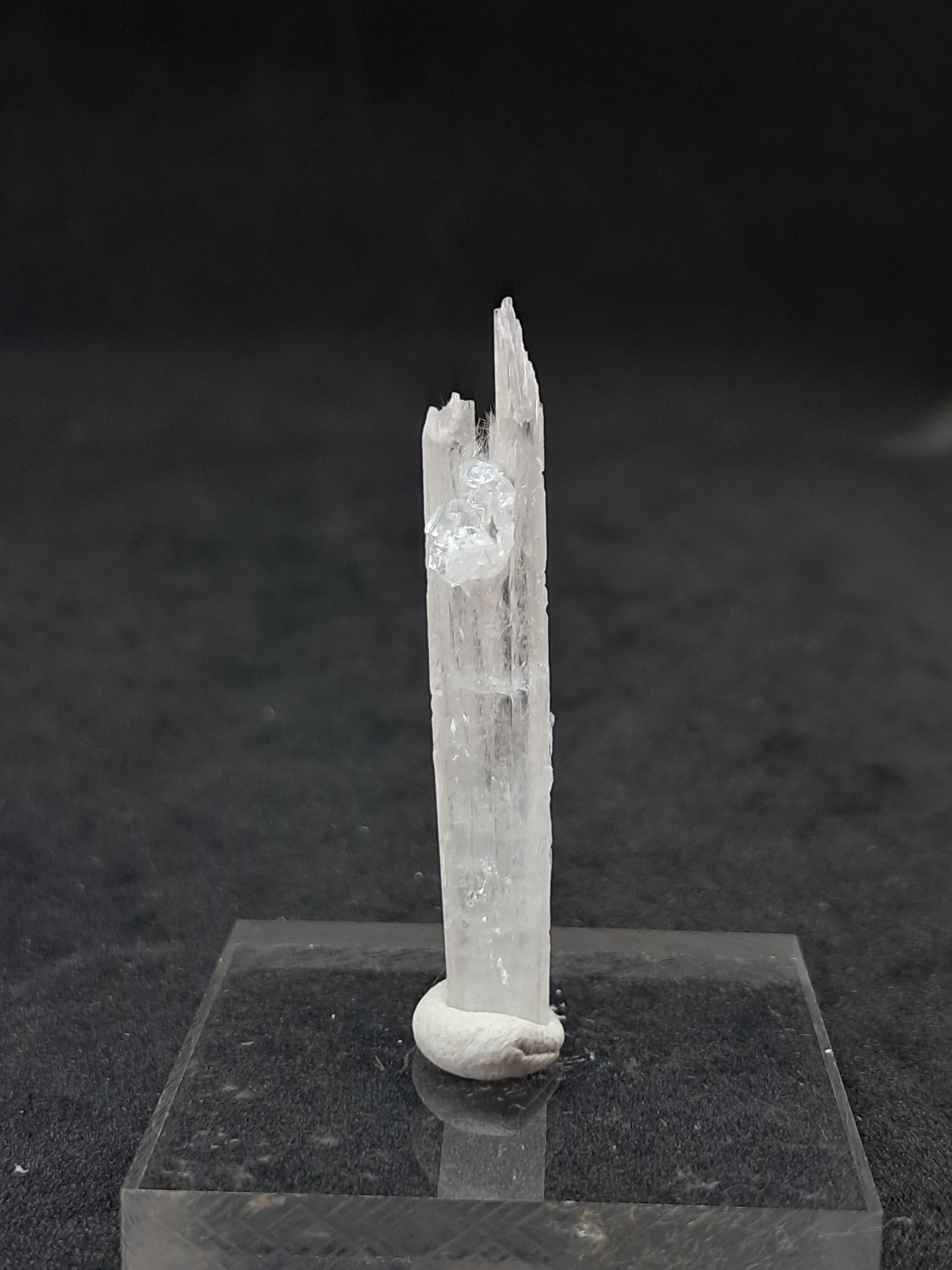 Scolecite with Apophyllite (Non-precious Natural Stone) #ZL27