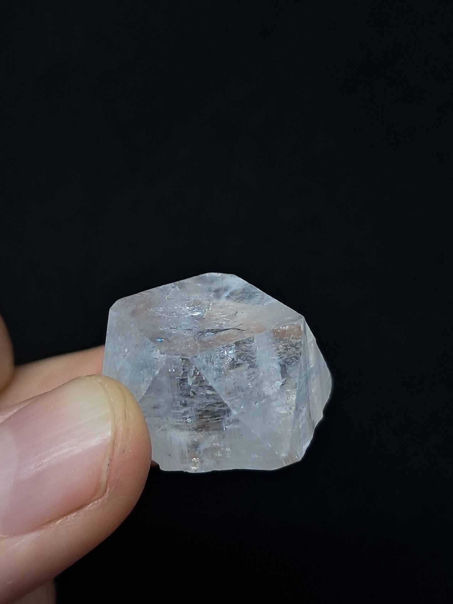 Clear Apophyllite Points (20-26 mm) (Non-precious natural mineral) #AP12