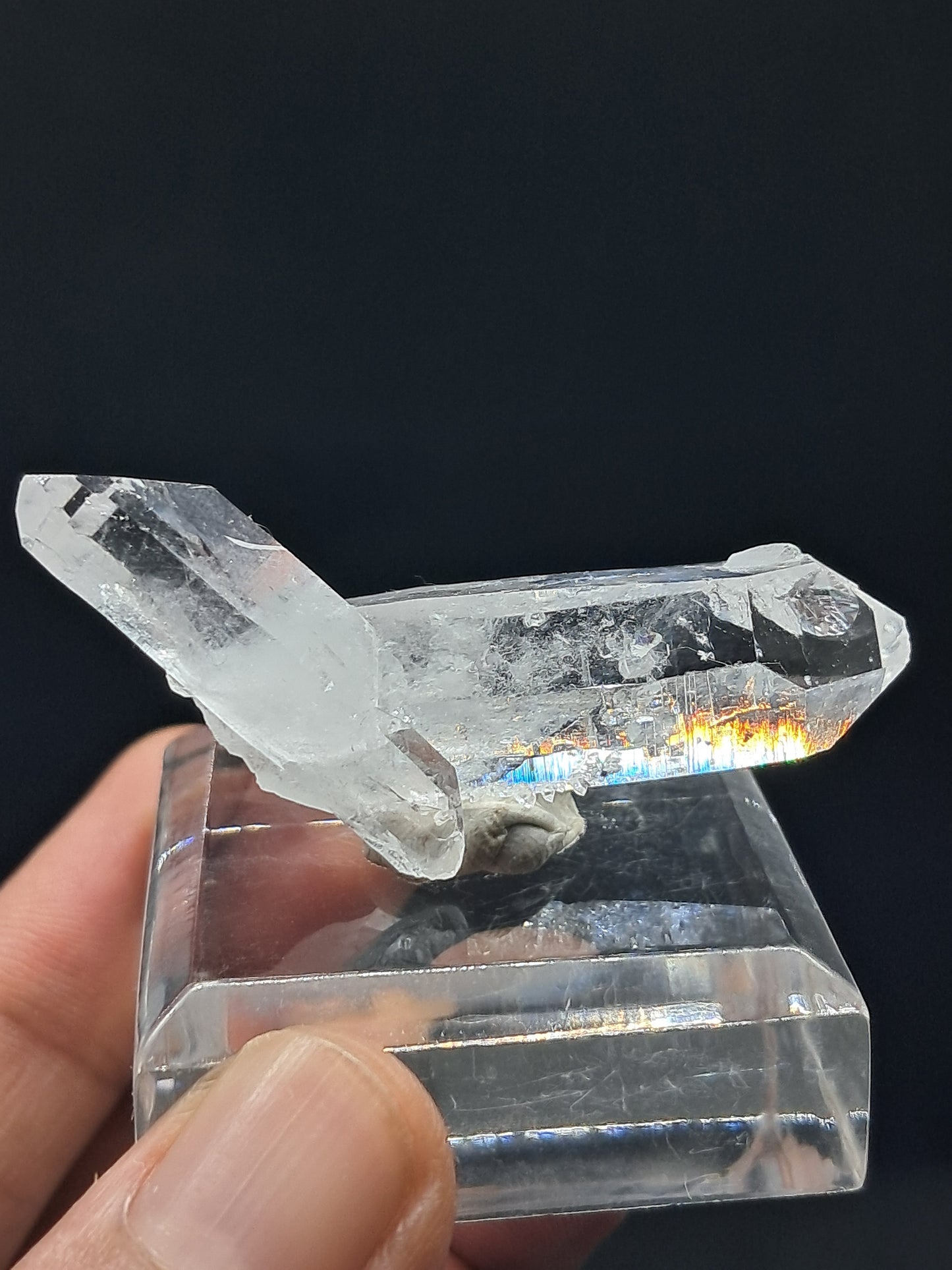 Punta natural de cuarzo transparente entrecruzado (Santander, Colombia) | Ejemplar mineral n.° COQ8