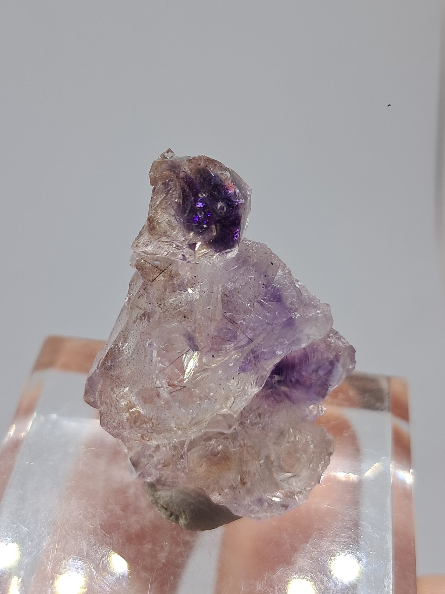 Cristal de amatista "Super Seven" (Karur) | Cúmulo de cuarzo | Piedra natural | Ejemplar mineral n.° KA95