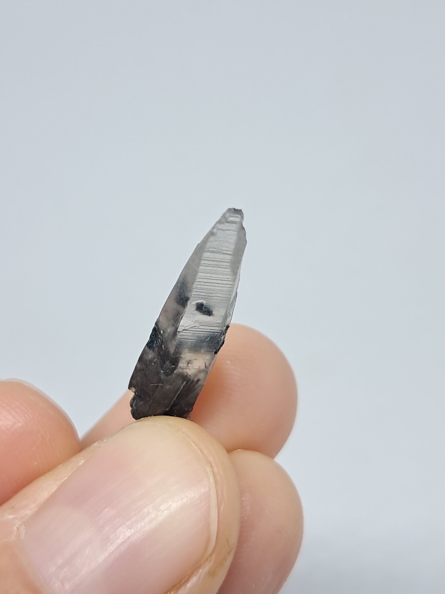Tourmalinated Quartz natural crystal point (Non-precious natural stone) #TQ10