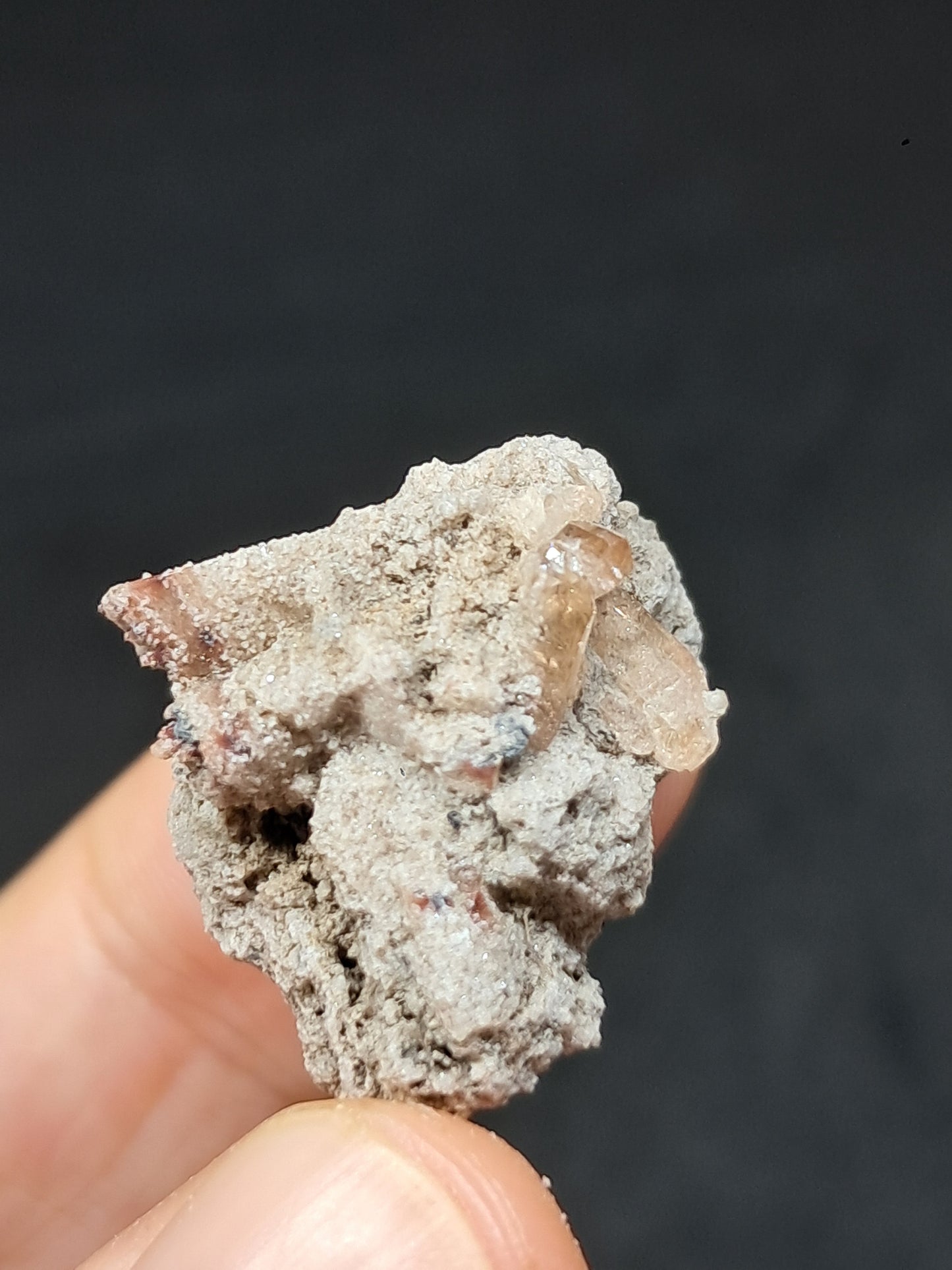 Cristales de topacio natural en matriz (México), piedra preciosa rara | Ejemplar mineral n.° TPZ17