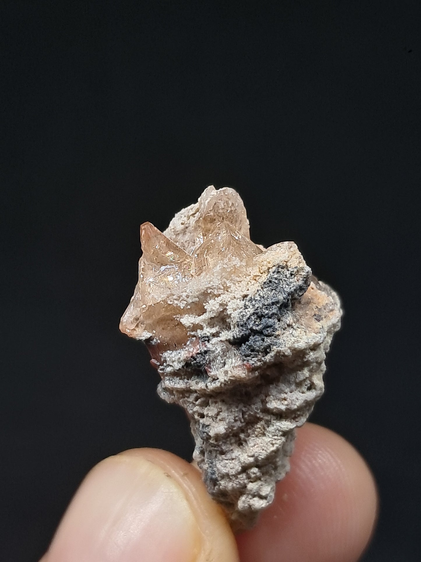 Cristales de topacio natural en matriz (México), piedra preciosa rara | Ejemplar mineral n.° TPZ26