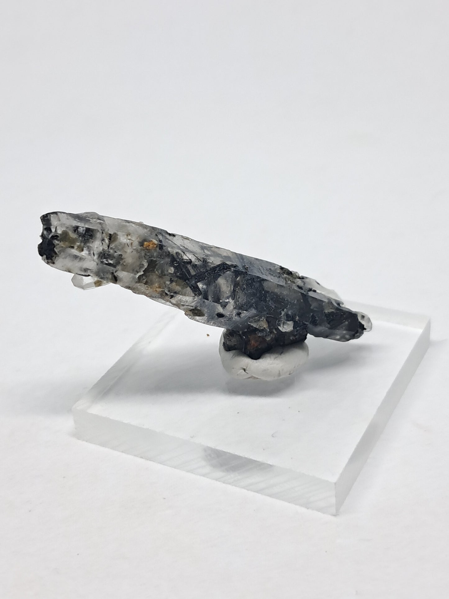 Tourmalinated Quartz natural crystal point (Non-precious natural stone) #TQ19